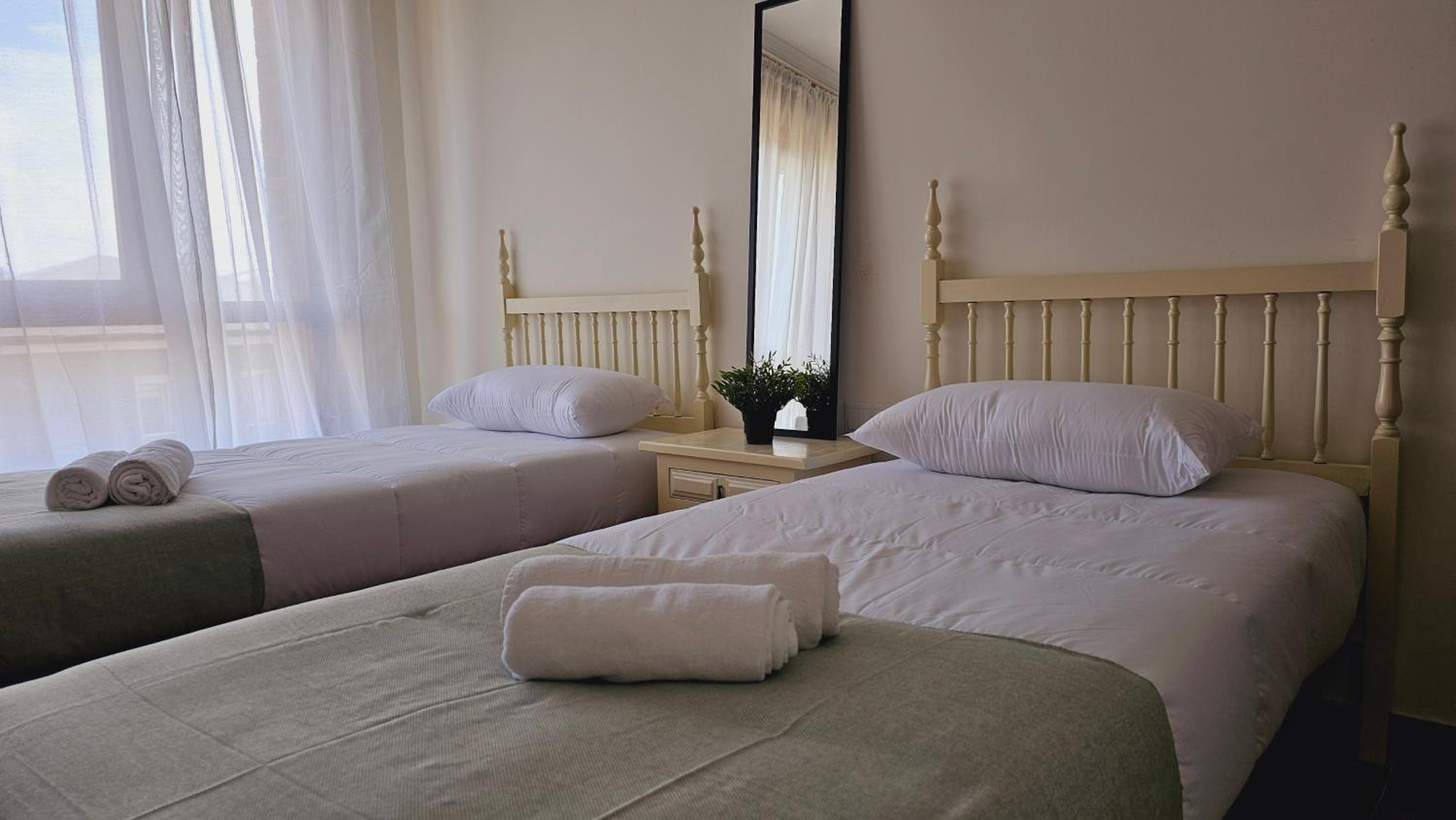 Oliva Rooms 3000