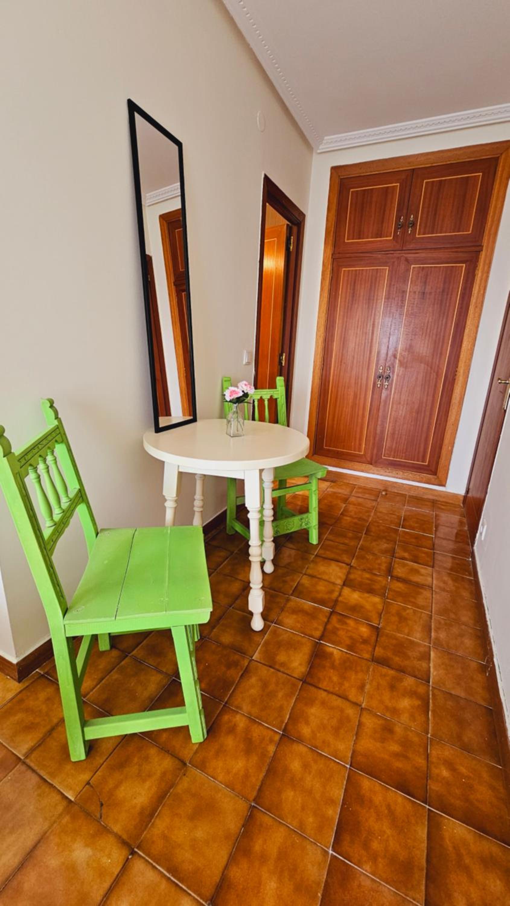 Oliva Rooms 3000