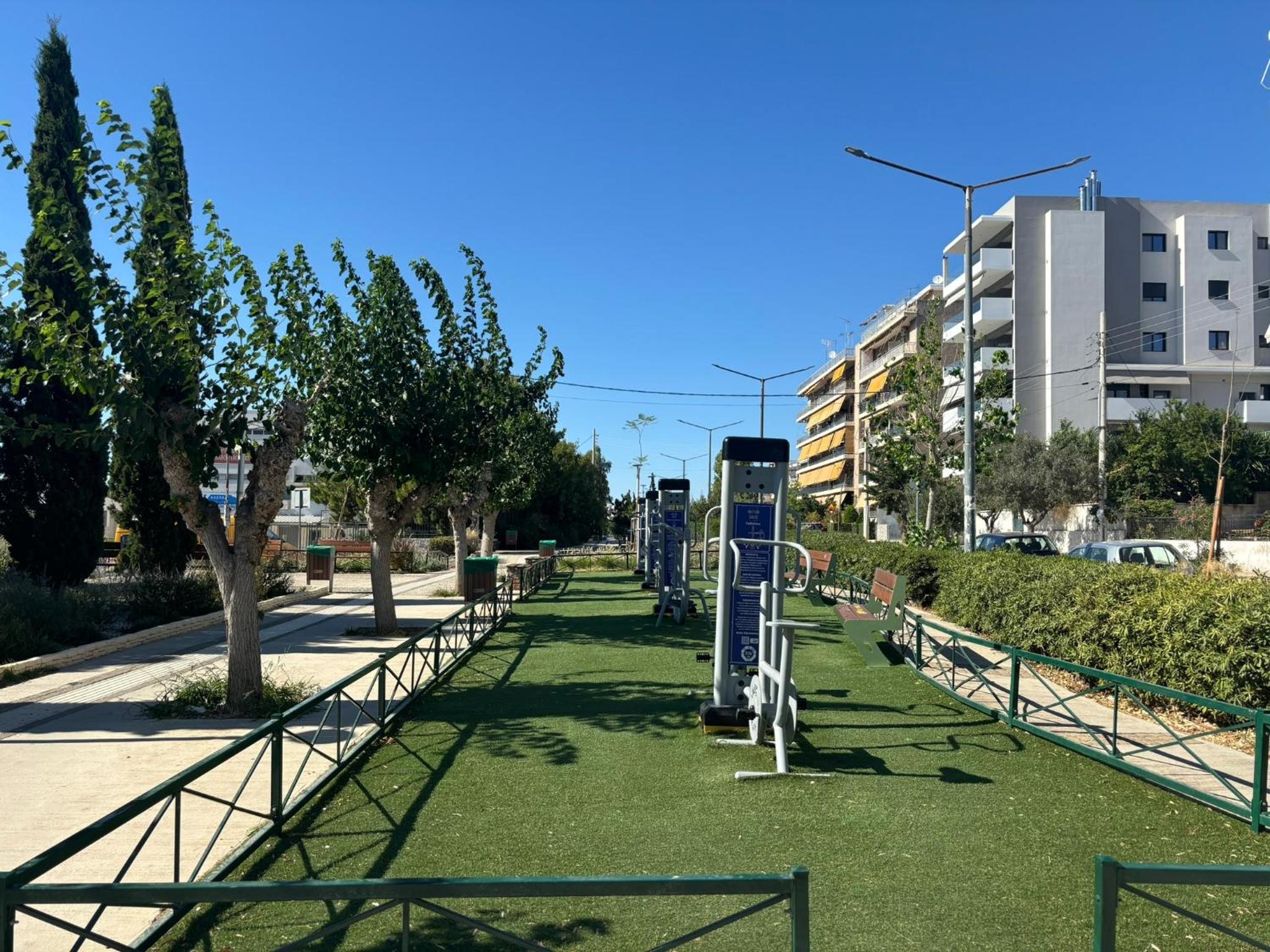 Maria's Apartment Next to Alimos Metro Station