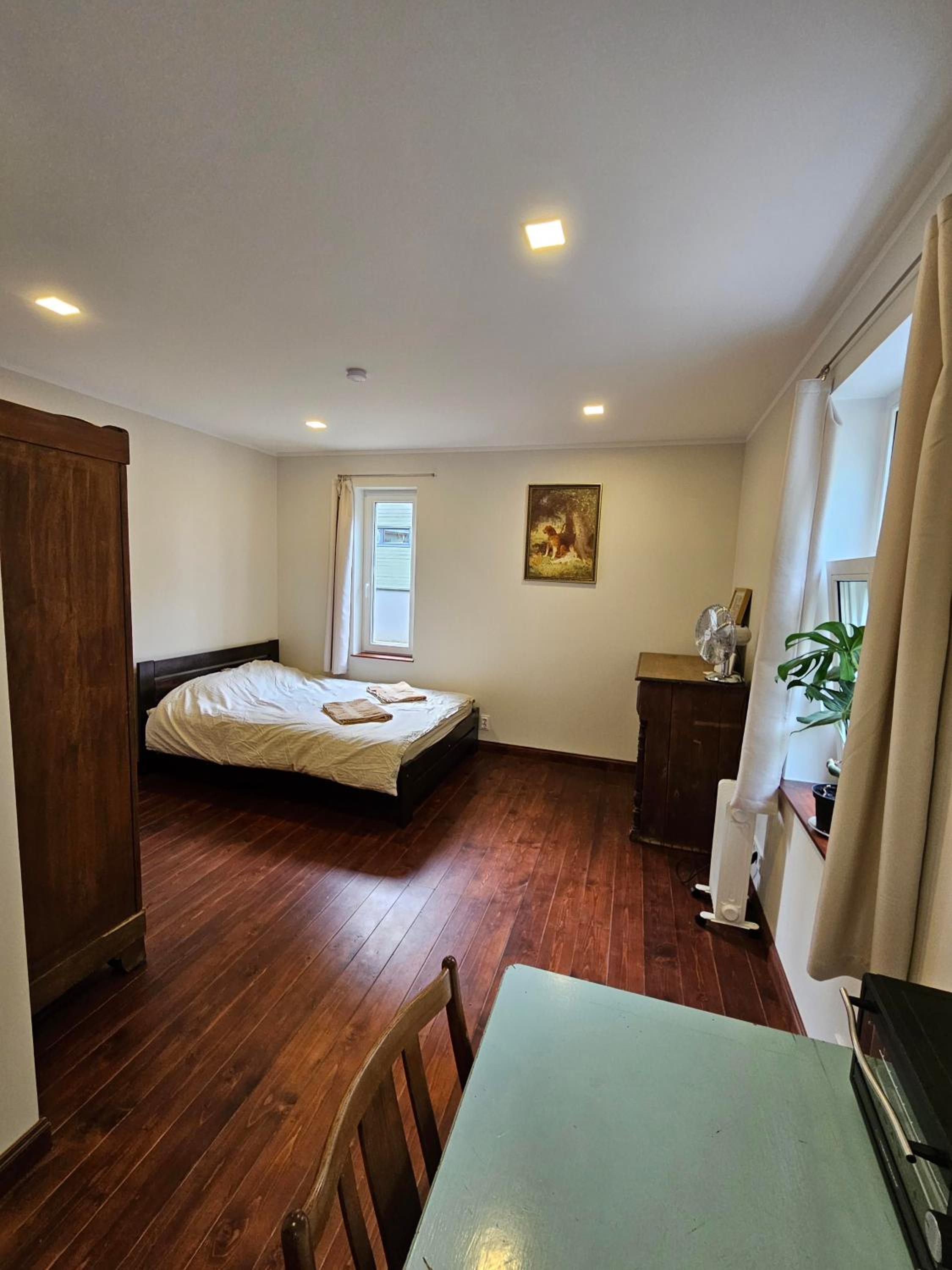 Heina's studio apartment