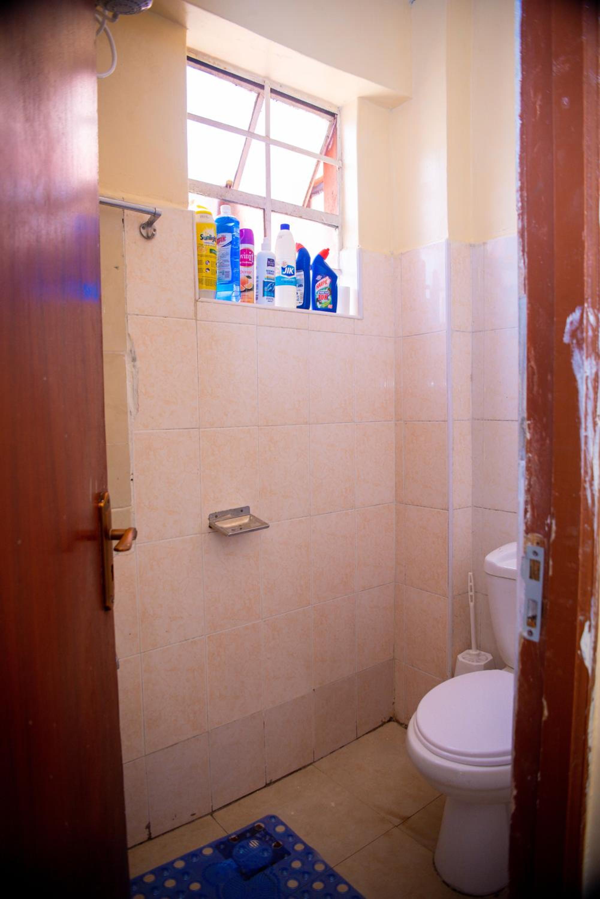 Ambient Comfy 1BR next to TRM Mall, TRM drive view 3