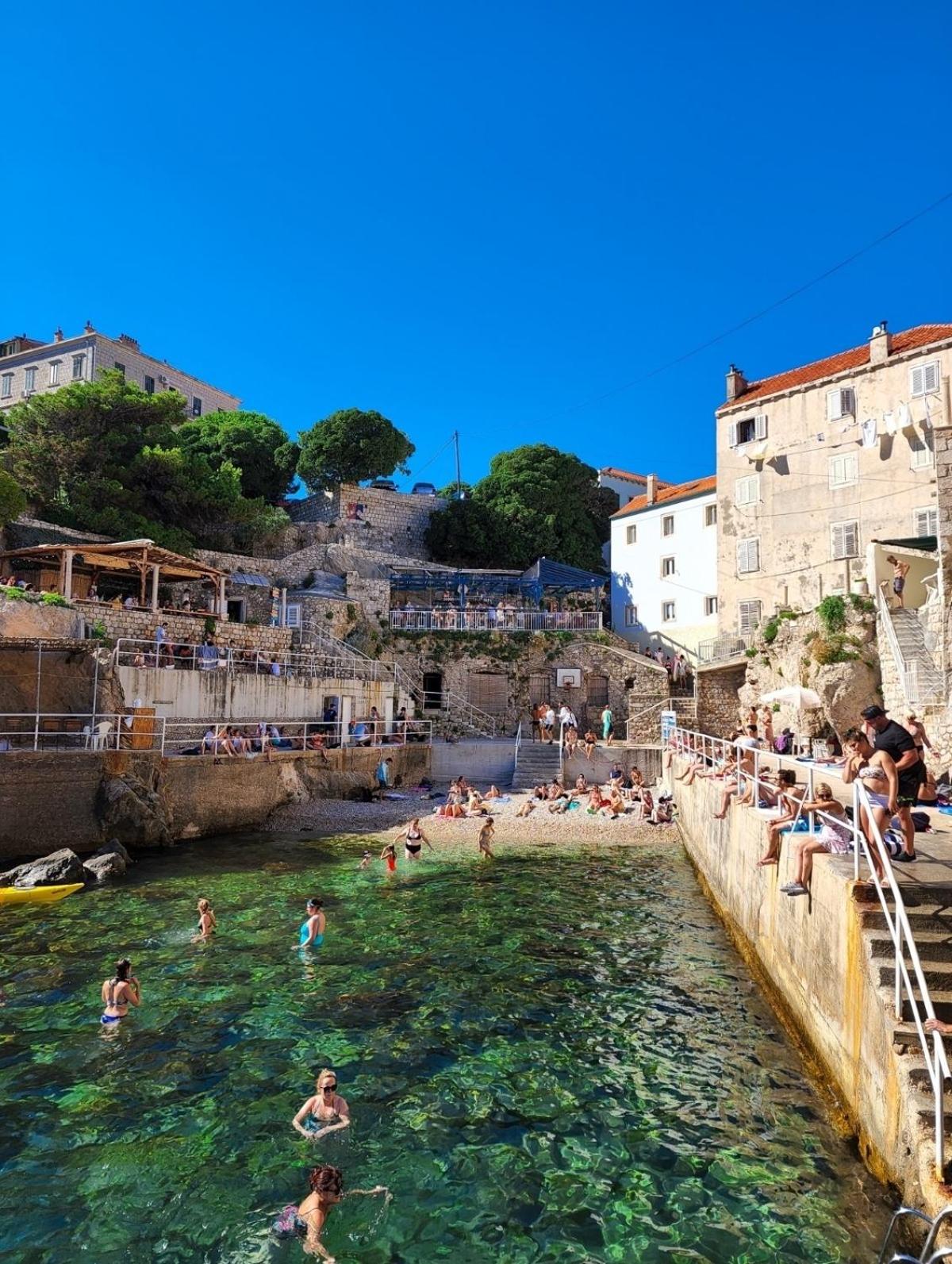 Beach Apartment Francesko near Old Town