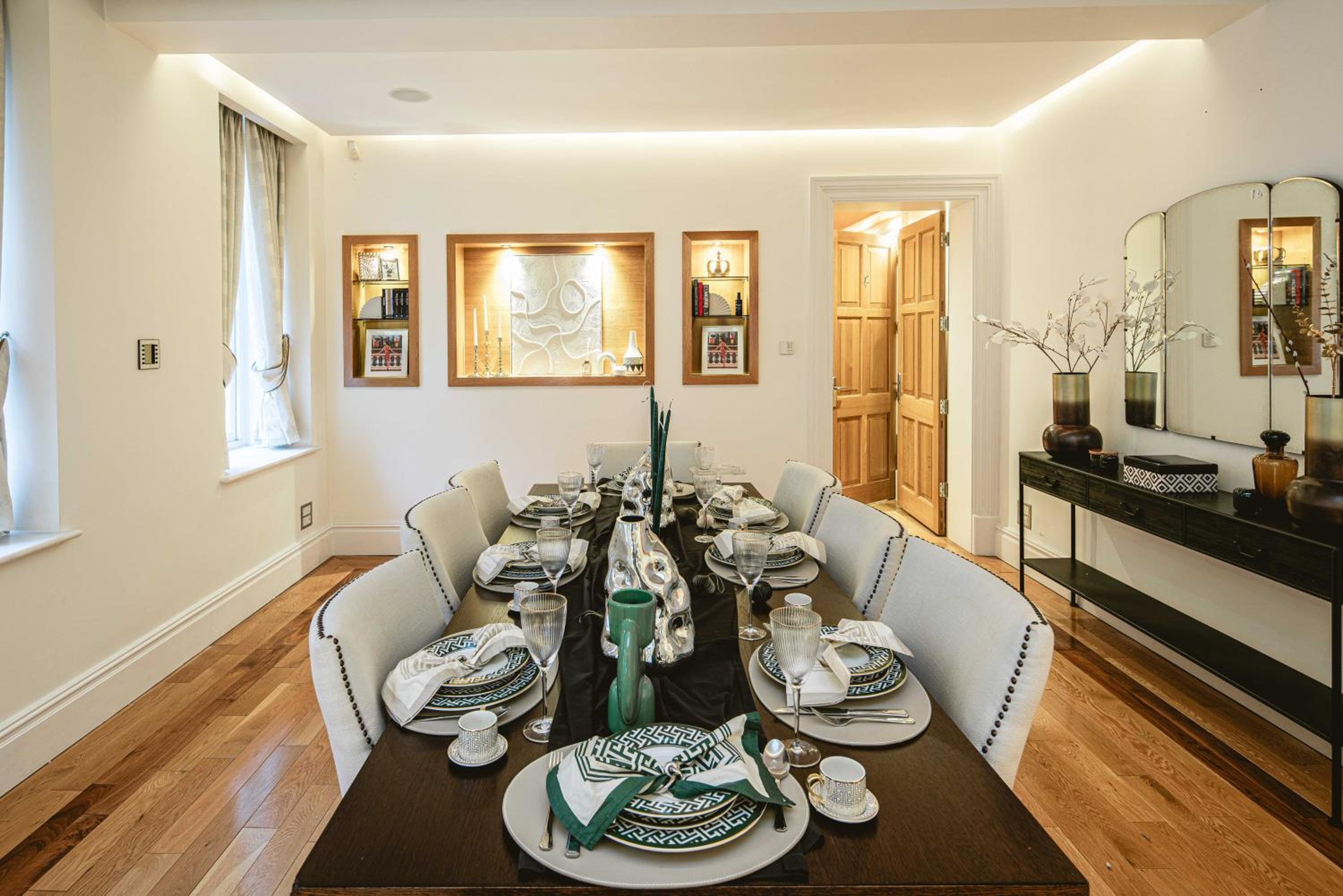 dining