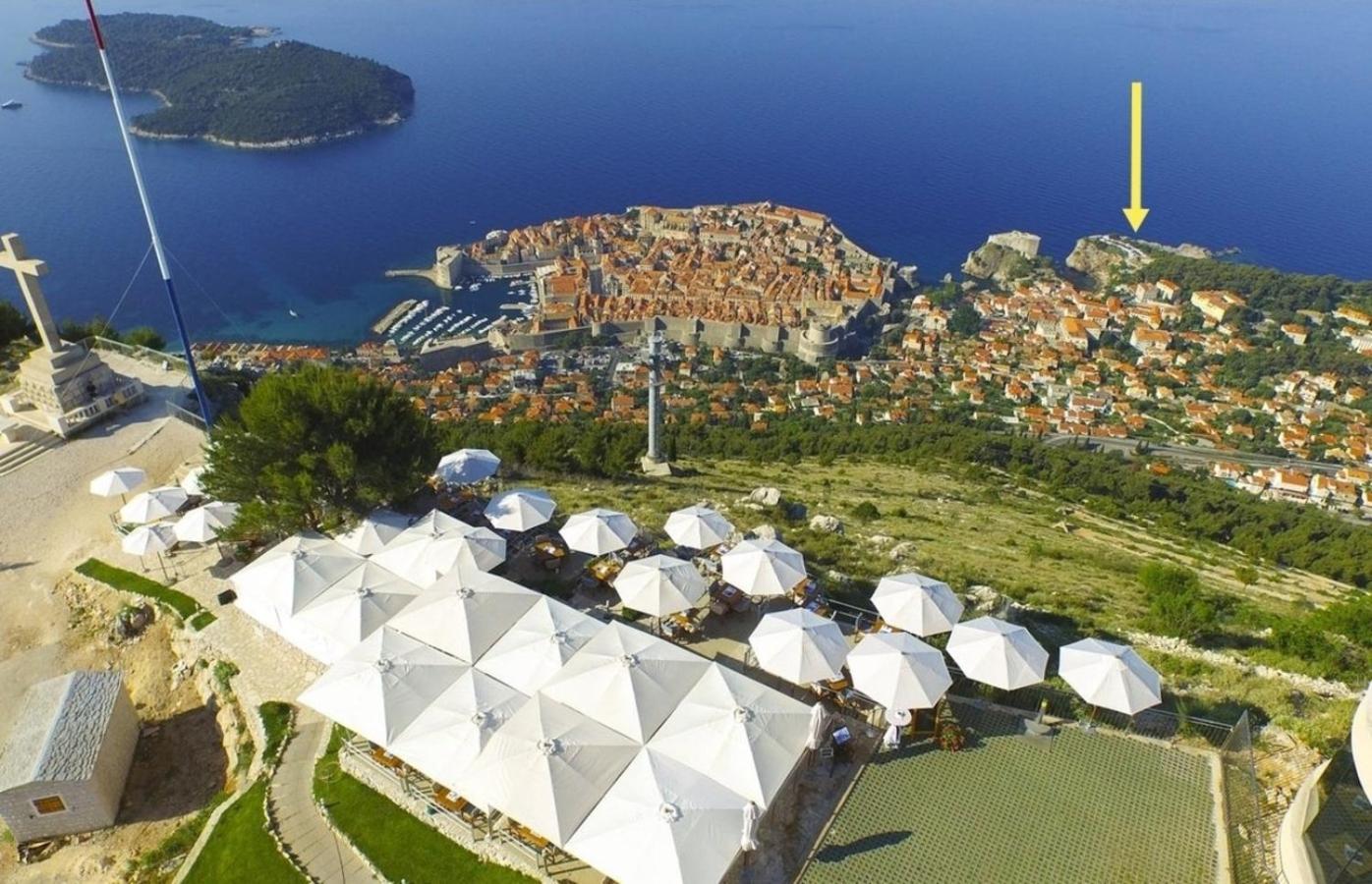 Beach Apartment Francesko near Old Town
