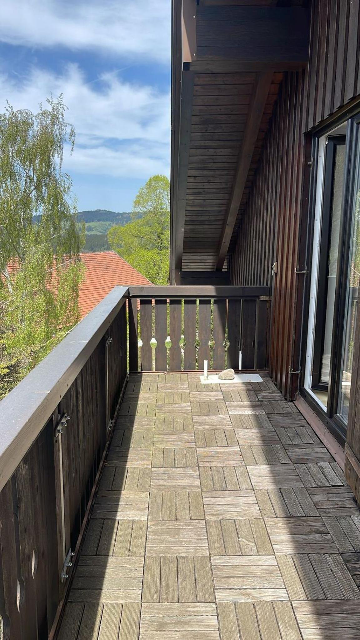 FeWo Alpenveilchen im Oberallgäu mit Pool, Sauna und tollem Ausblick vom großen Balkon