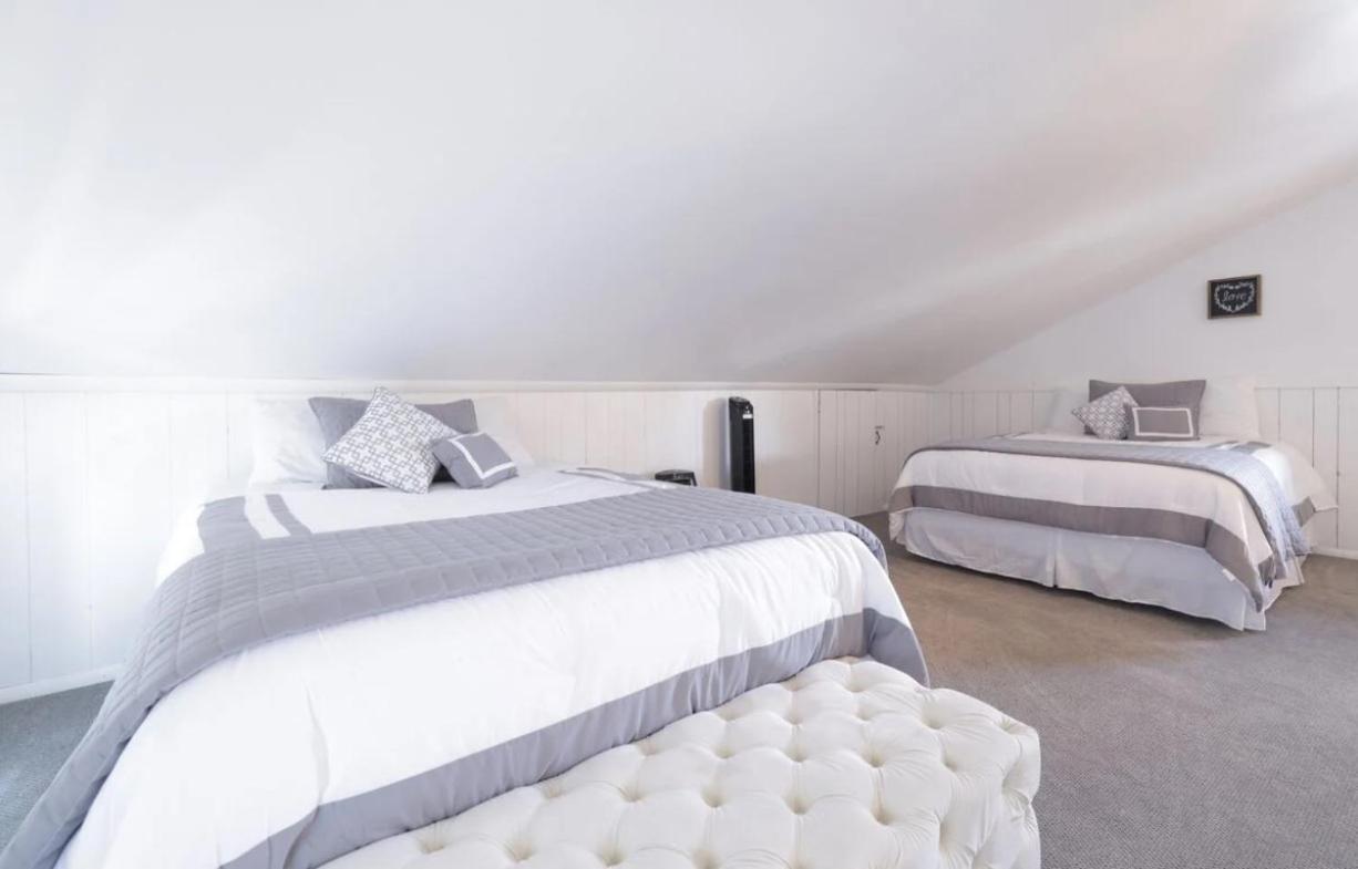 The suite #2502