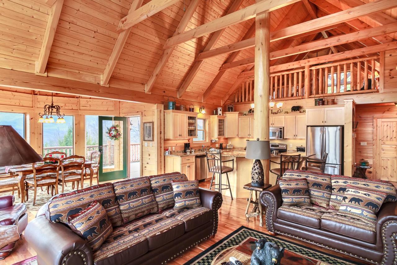 Pinnacle View Lodge by Stony Brook Cabins