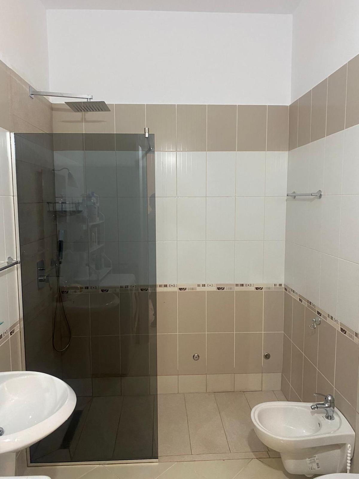 AVE Apartments
