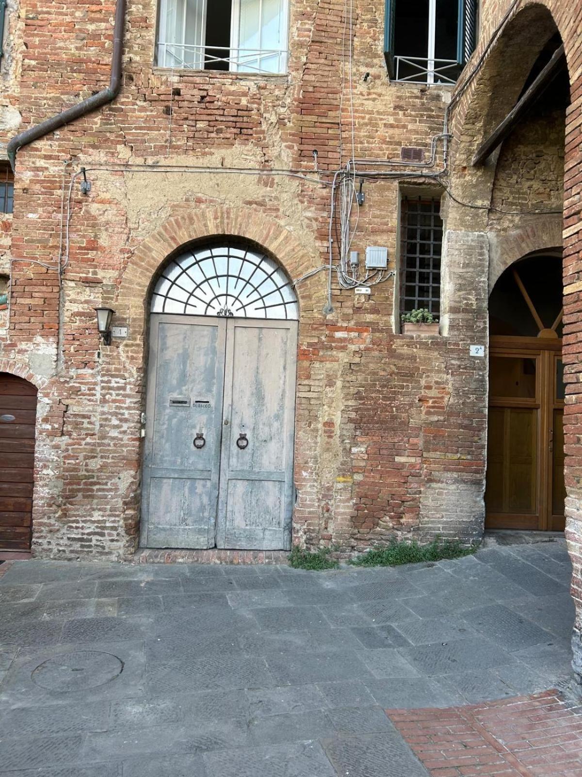 Loft Vicolo di Vallepiatta 2 min Piazza del Campo con parcheggio view 2