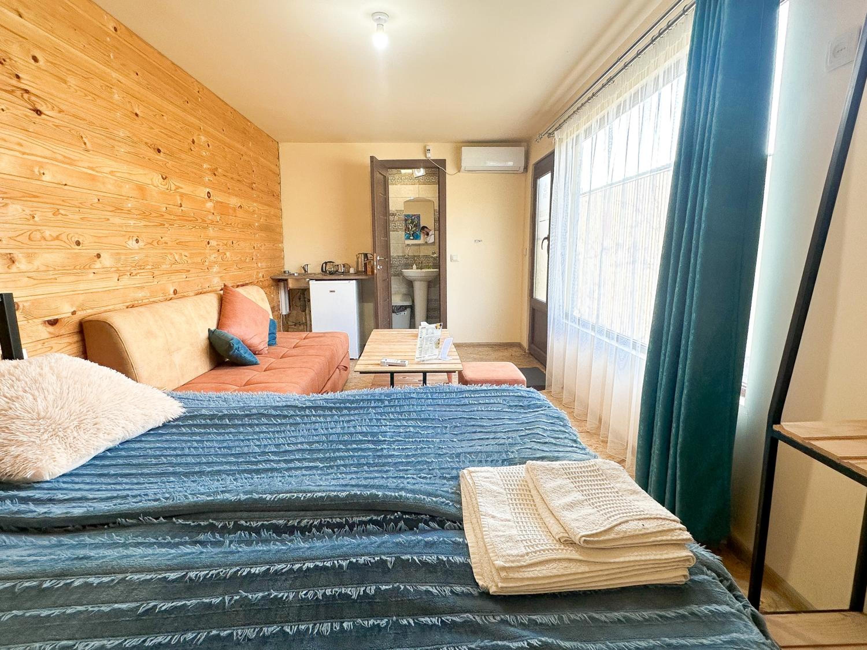 TEVRA Nature, Retreat Mountain Cabins Above the City Ijevan, Dilijan