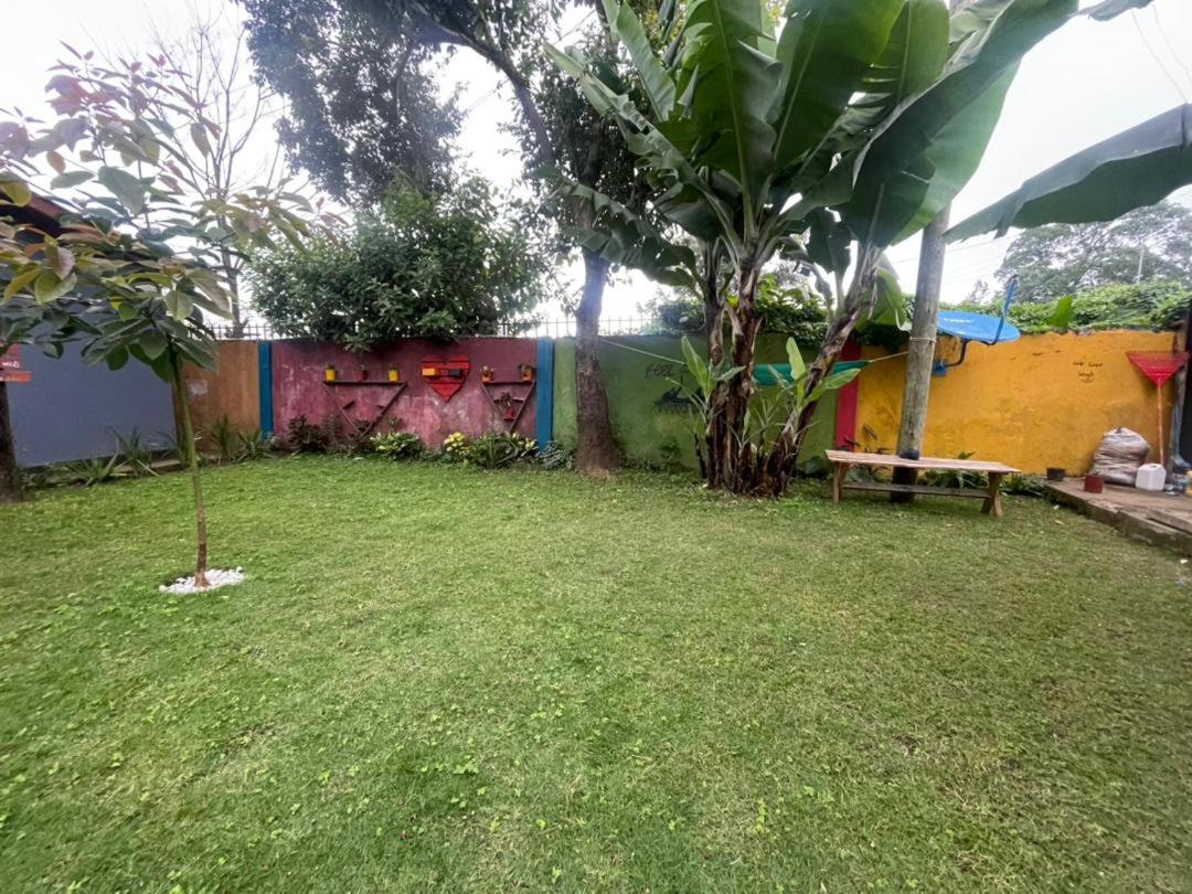 Uhuru Homestay