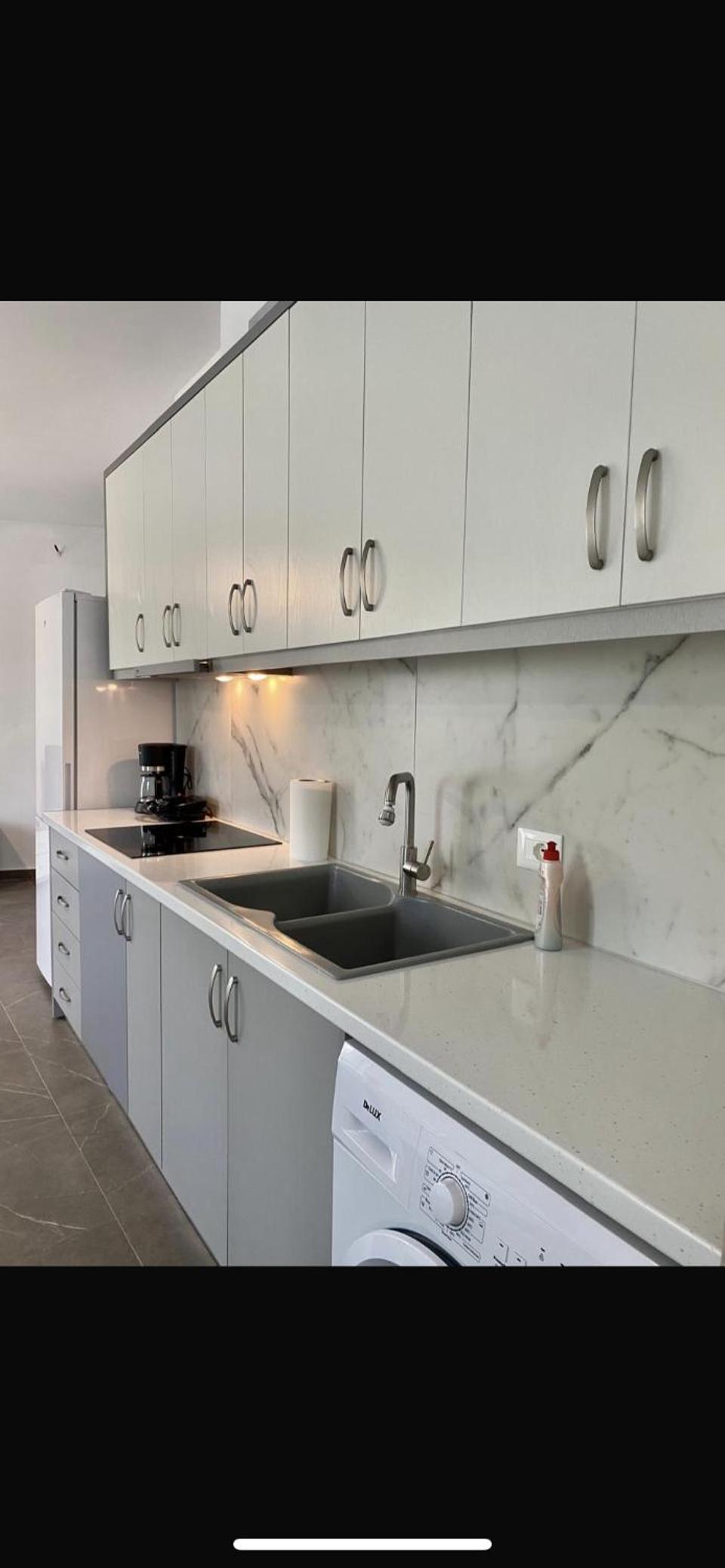 Himara Central Apartment