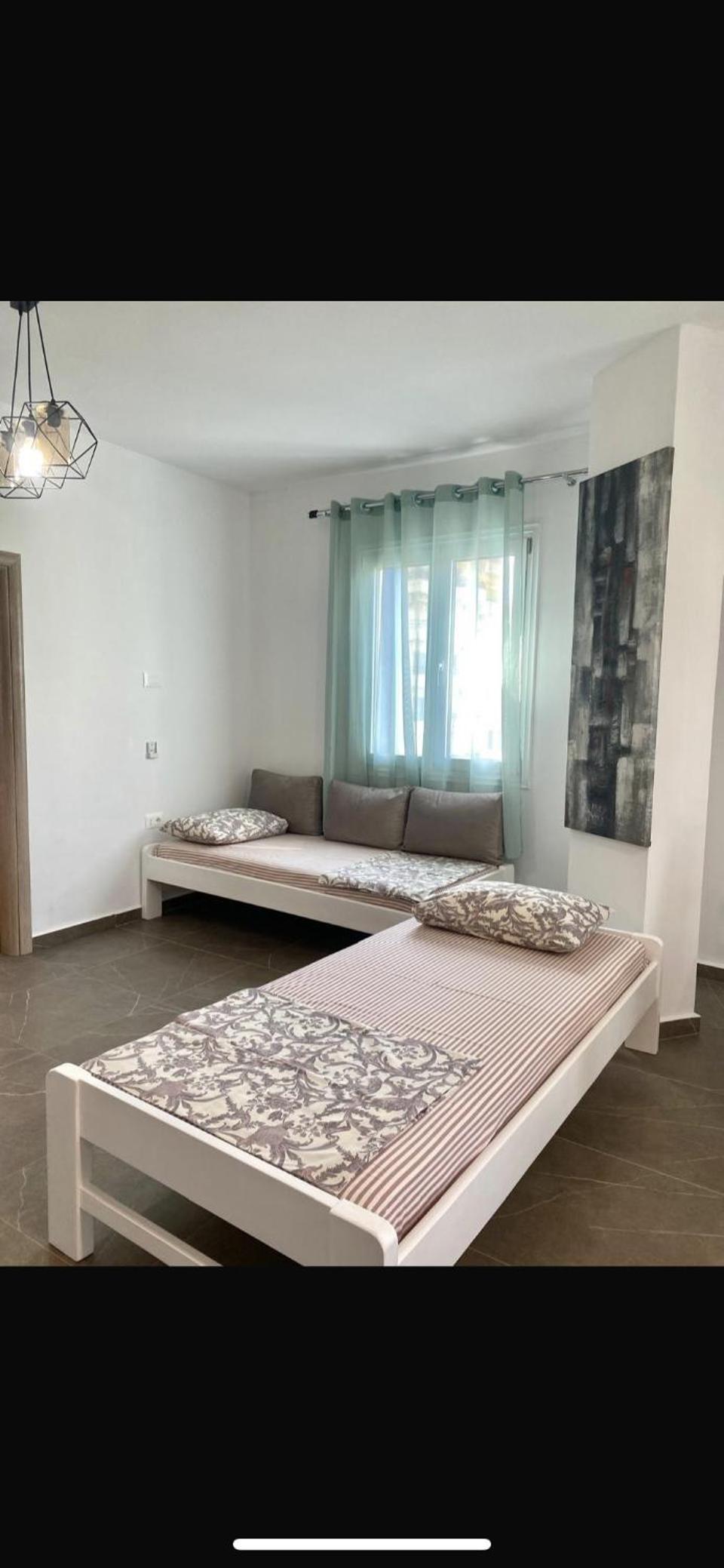 Himara Central Apartment