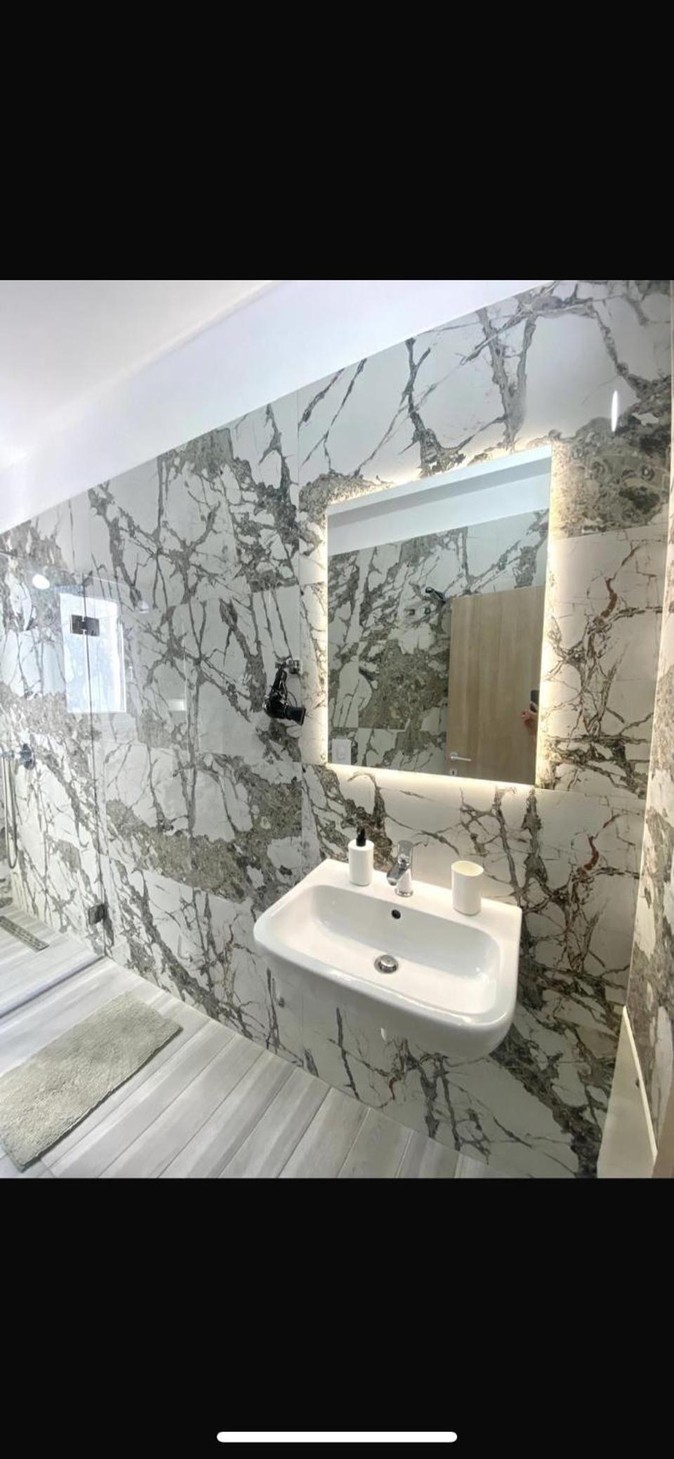 Himara Central Apartment