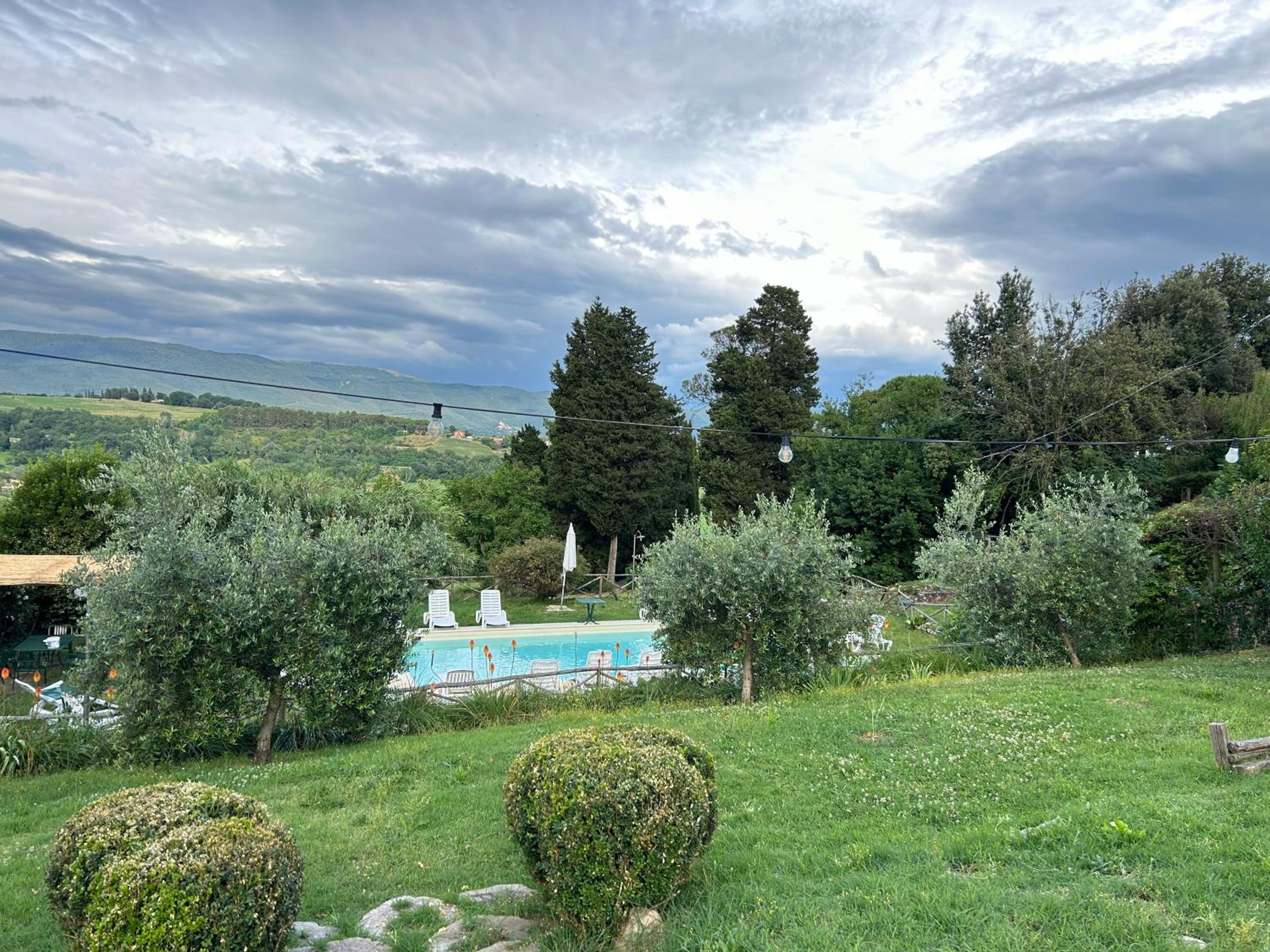 Charming Villa with swimming pool-Todi, Italy