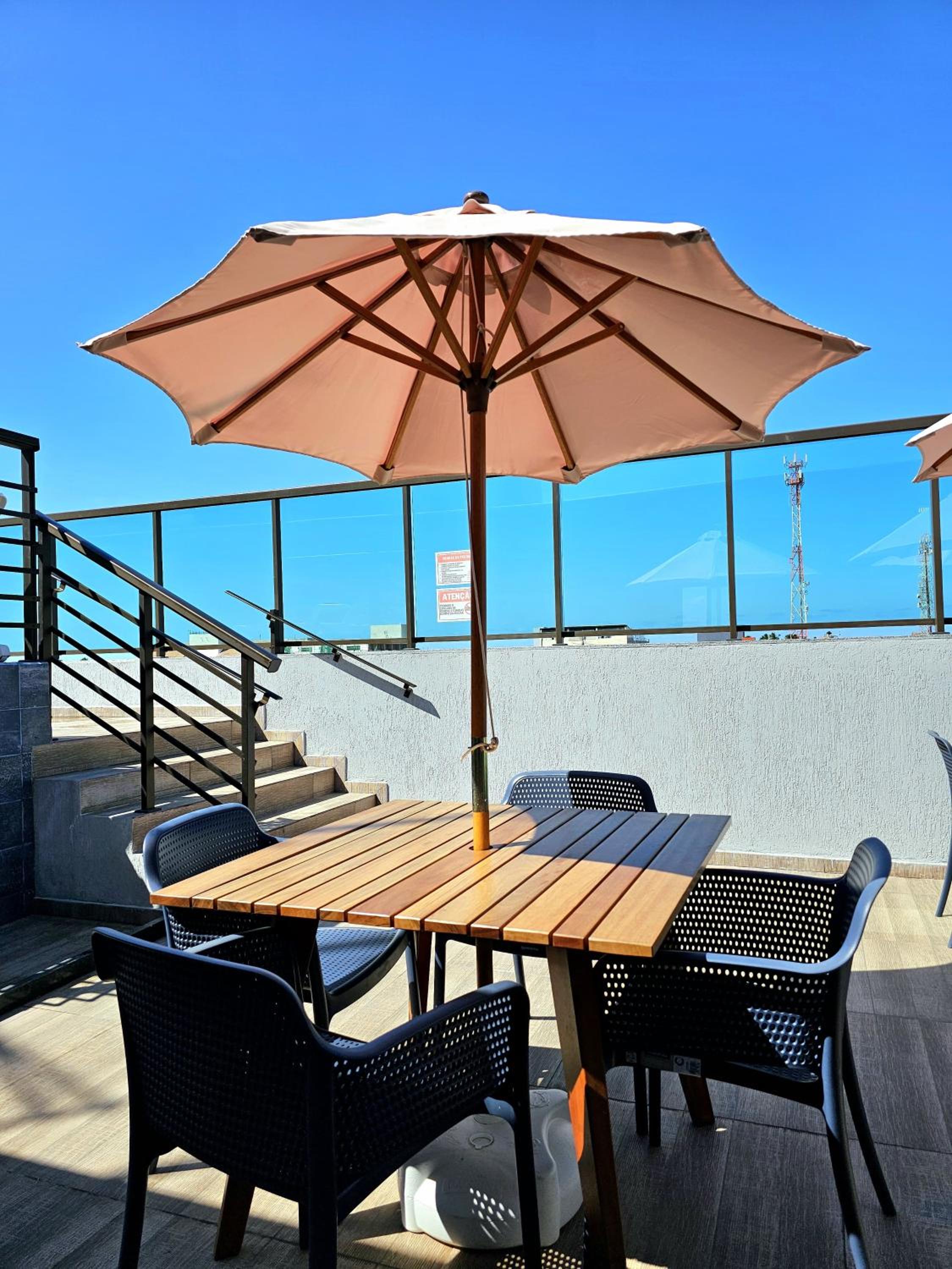 STUDIO DE LUXO - Avaliado com NOTA 10 - Qualidade, Conforto e Comodidade - Centrinho da Praia de Porto de Galinhas