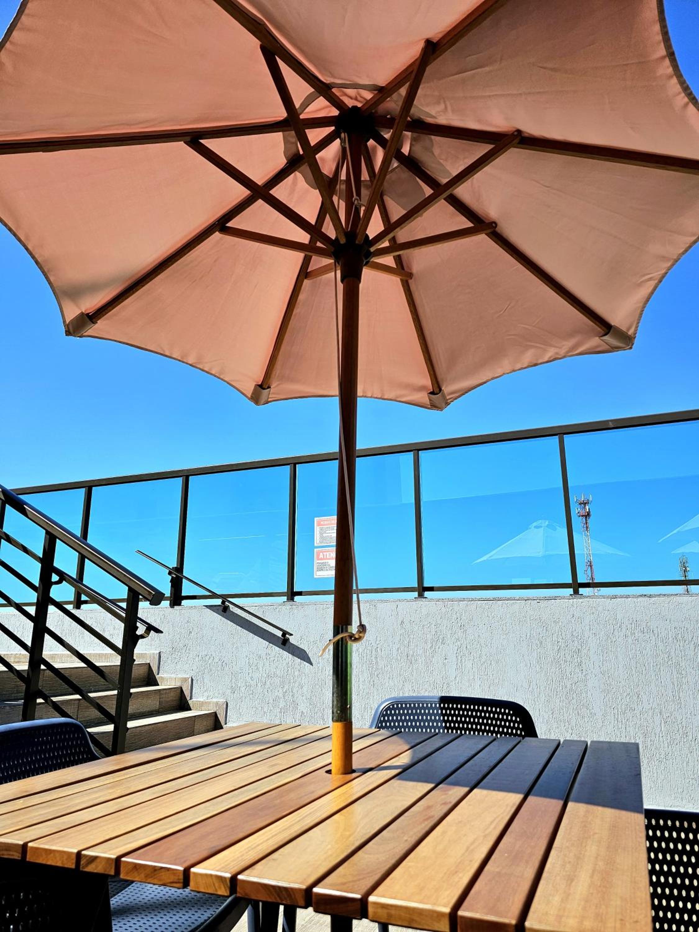 STUDIO DE LUXO - Avaliado com NOTA 10 - Qualidade, Conforto e Comodidade - Centrinho da Praia de Porto de Galinhas