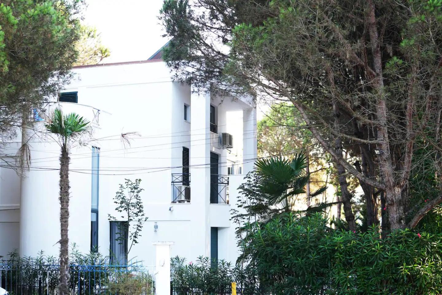 The Beachfront Villa