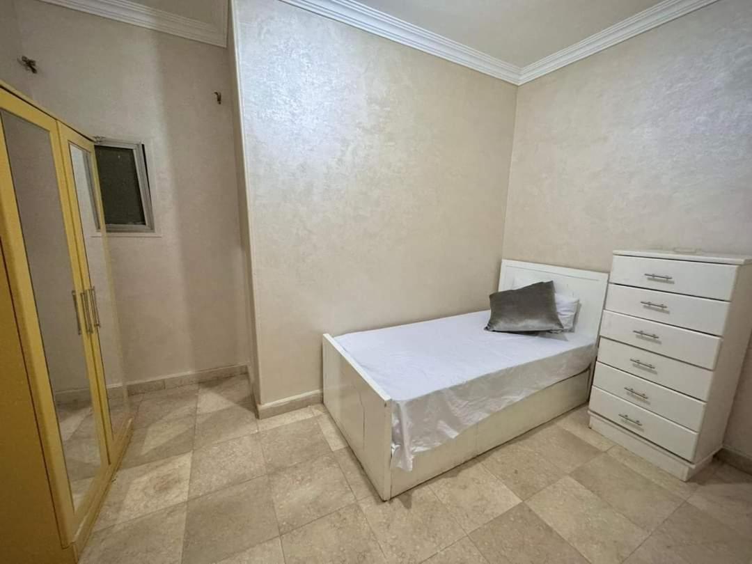 Lotees House