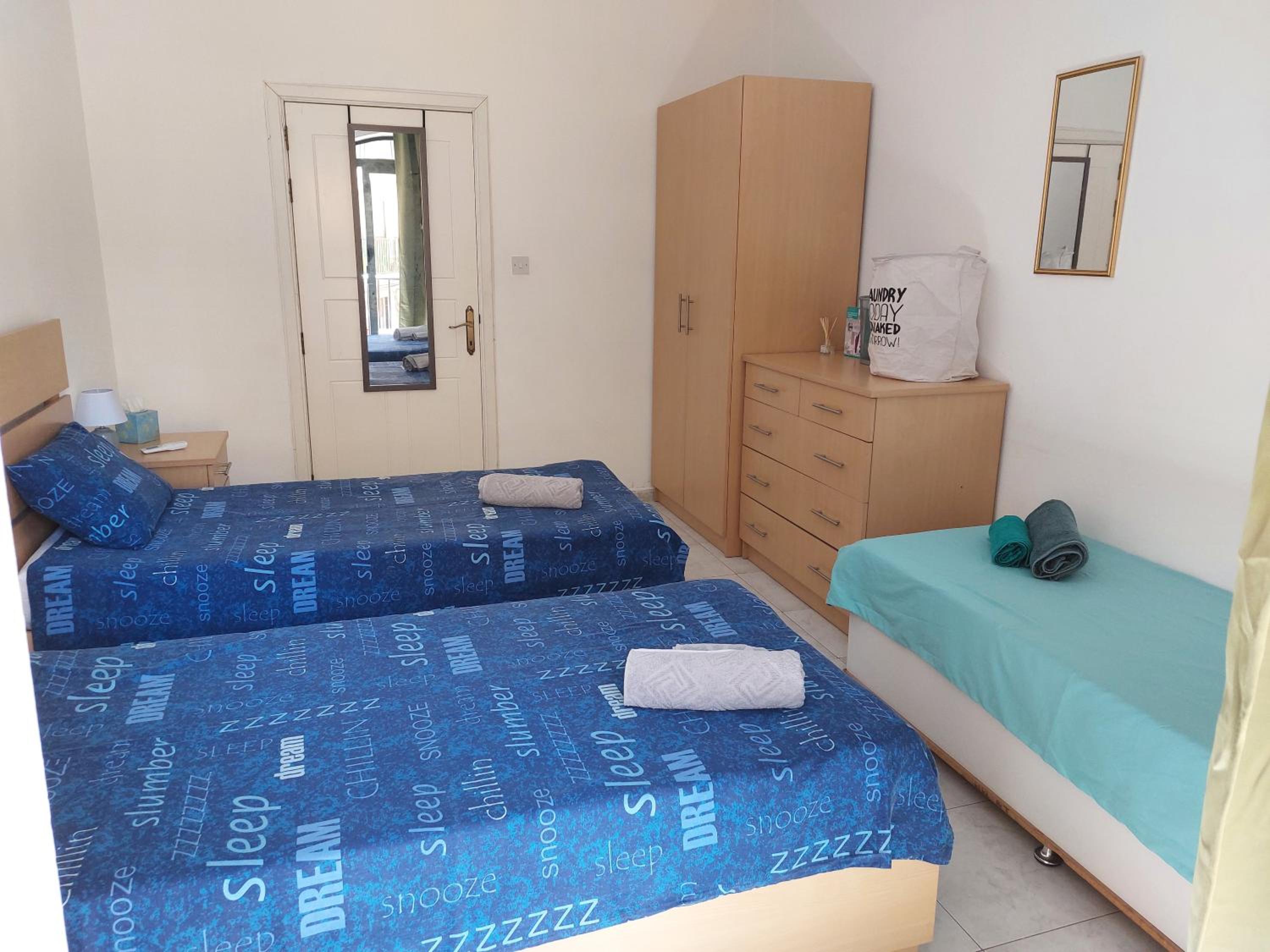 3 Bedrooms apartment 160sqm Balluta Bay by walk! photo 2