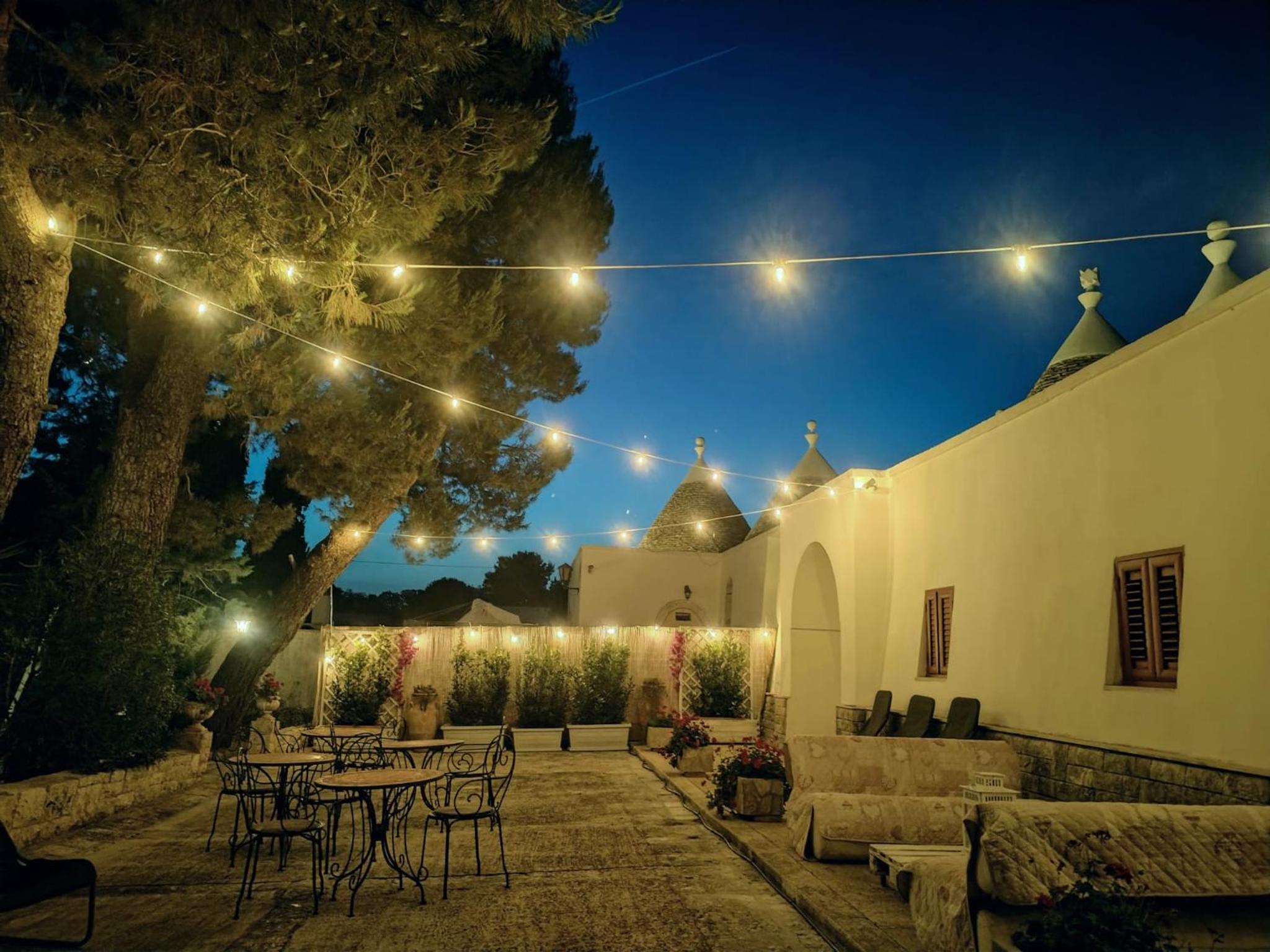 Trulli con piscina privata view 5