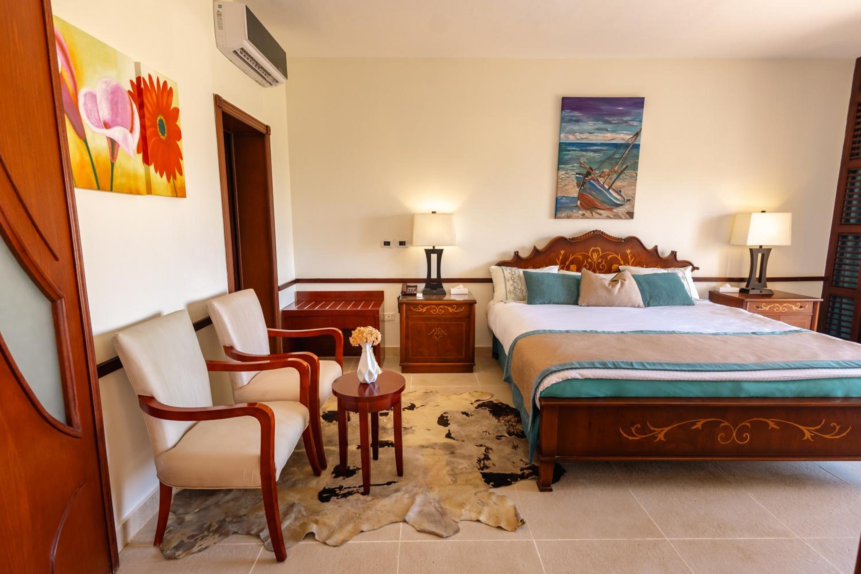 Grand Waha Resort