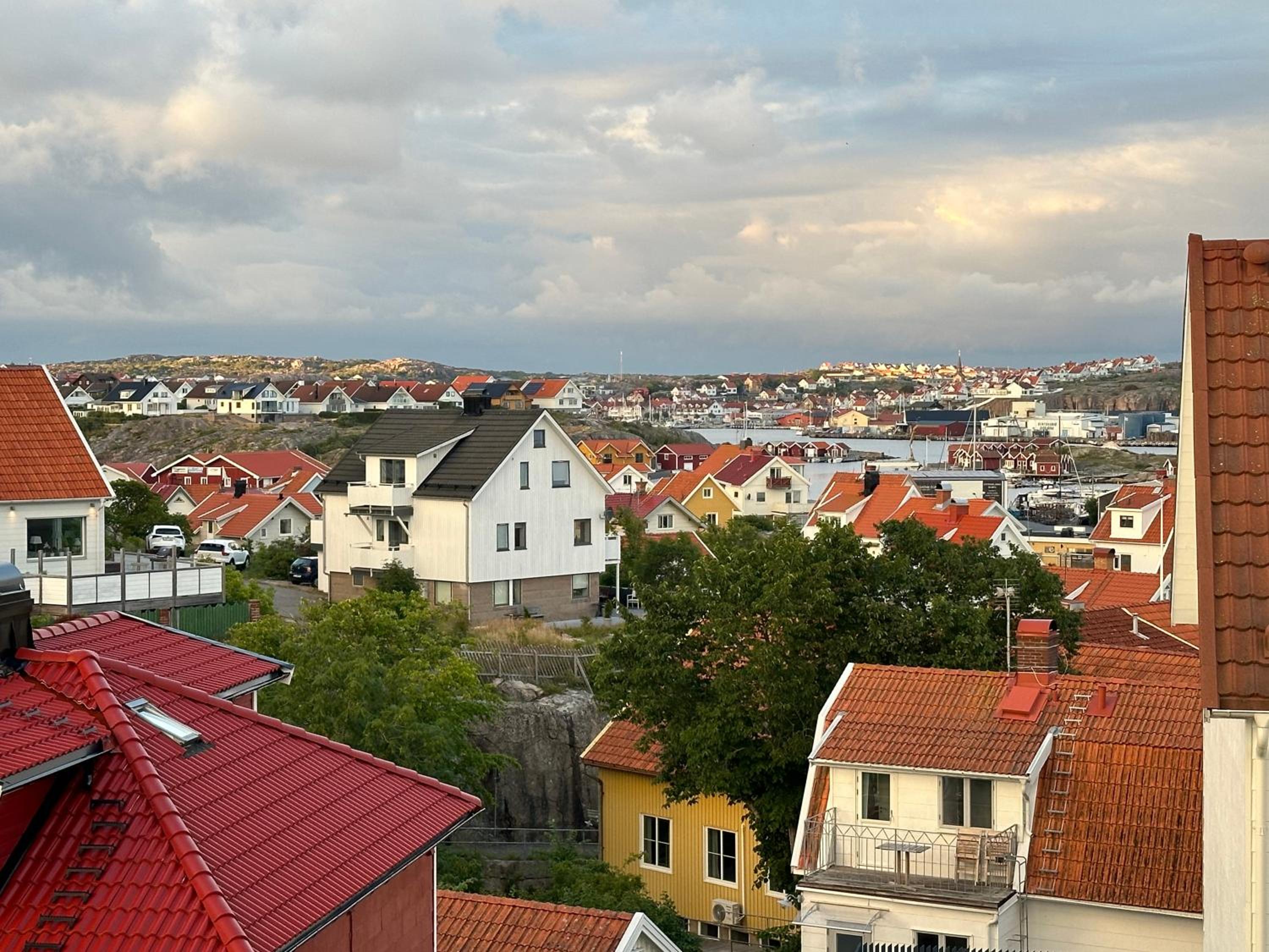 Sommarlägenhet nära Smögenbryggan