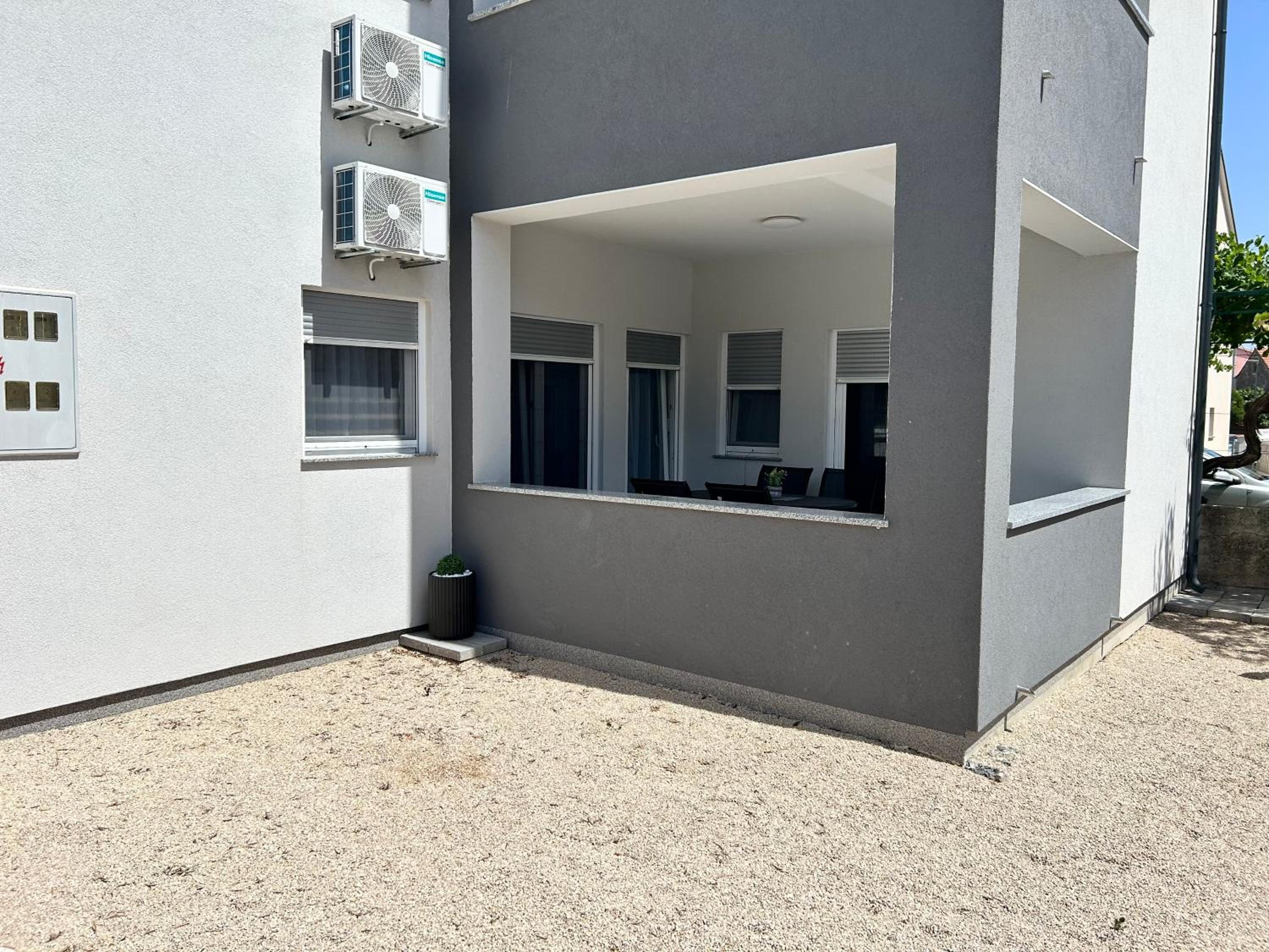 Apartments Dobrenić