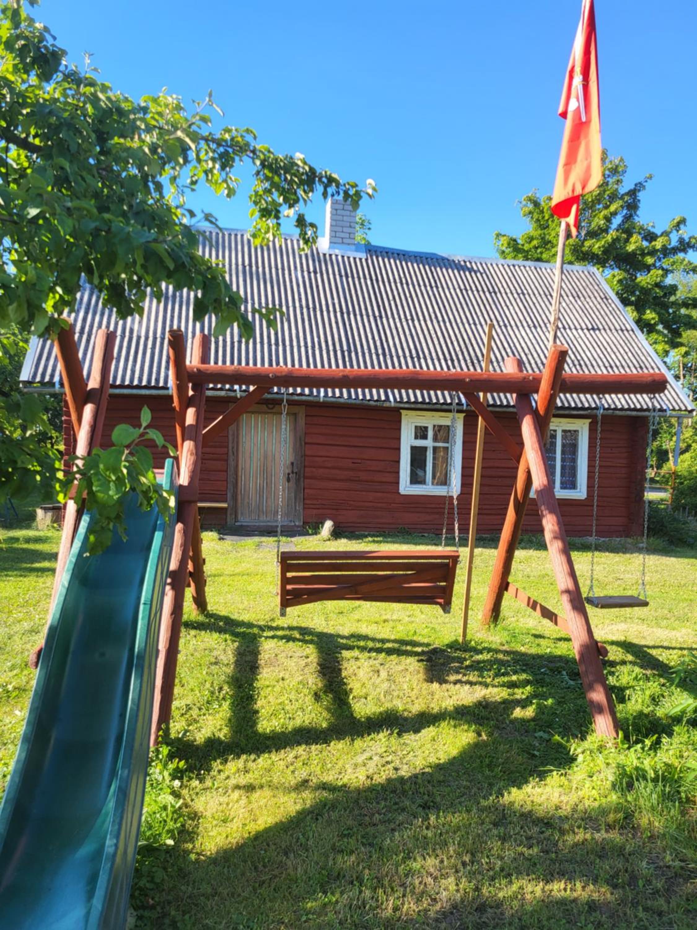 Šimtametis namelis