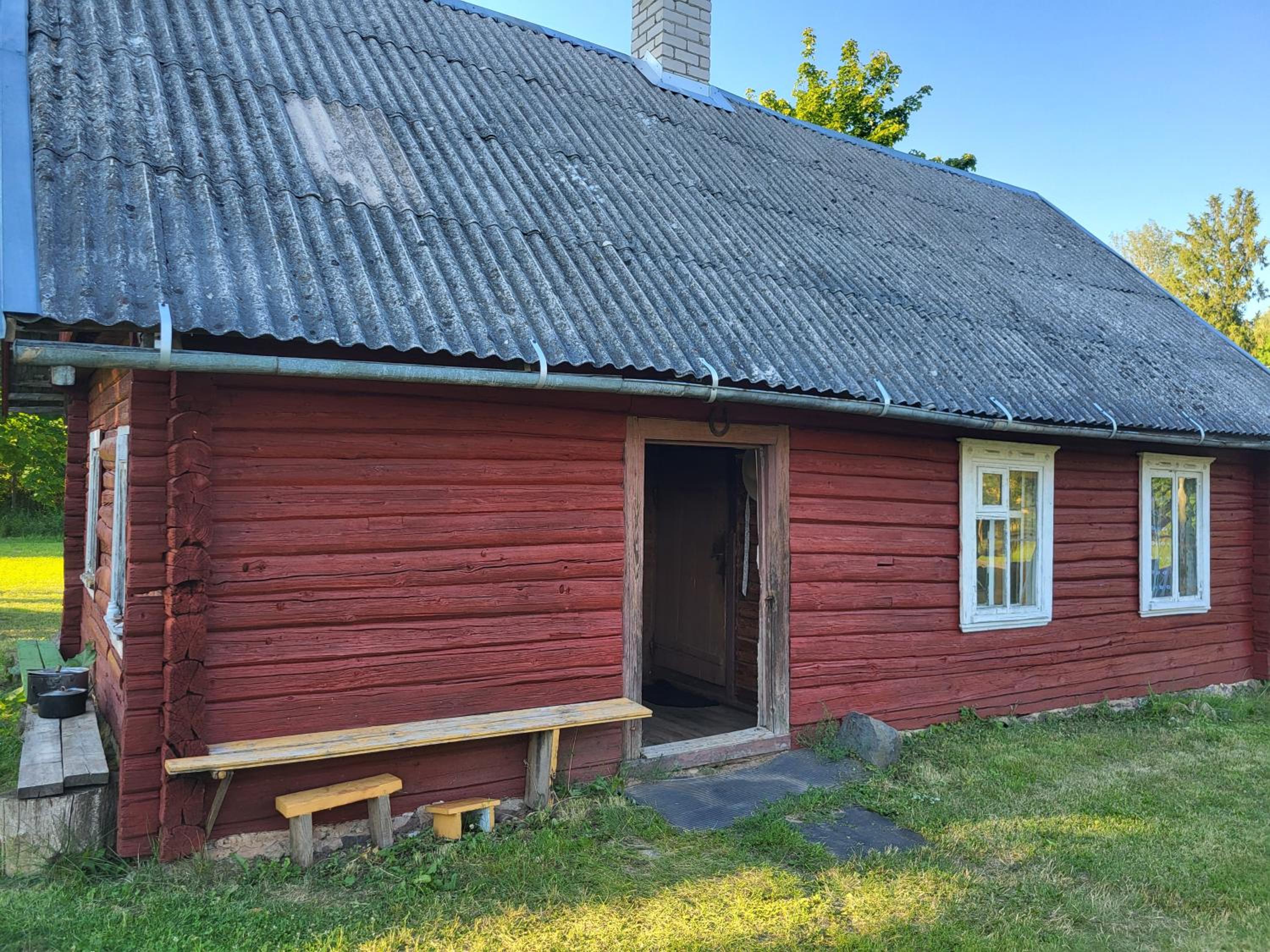 Šimtametis namelis