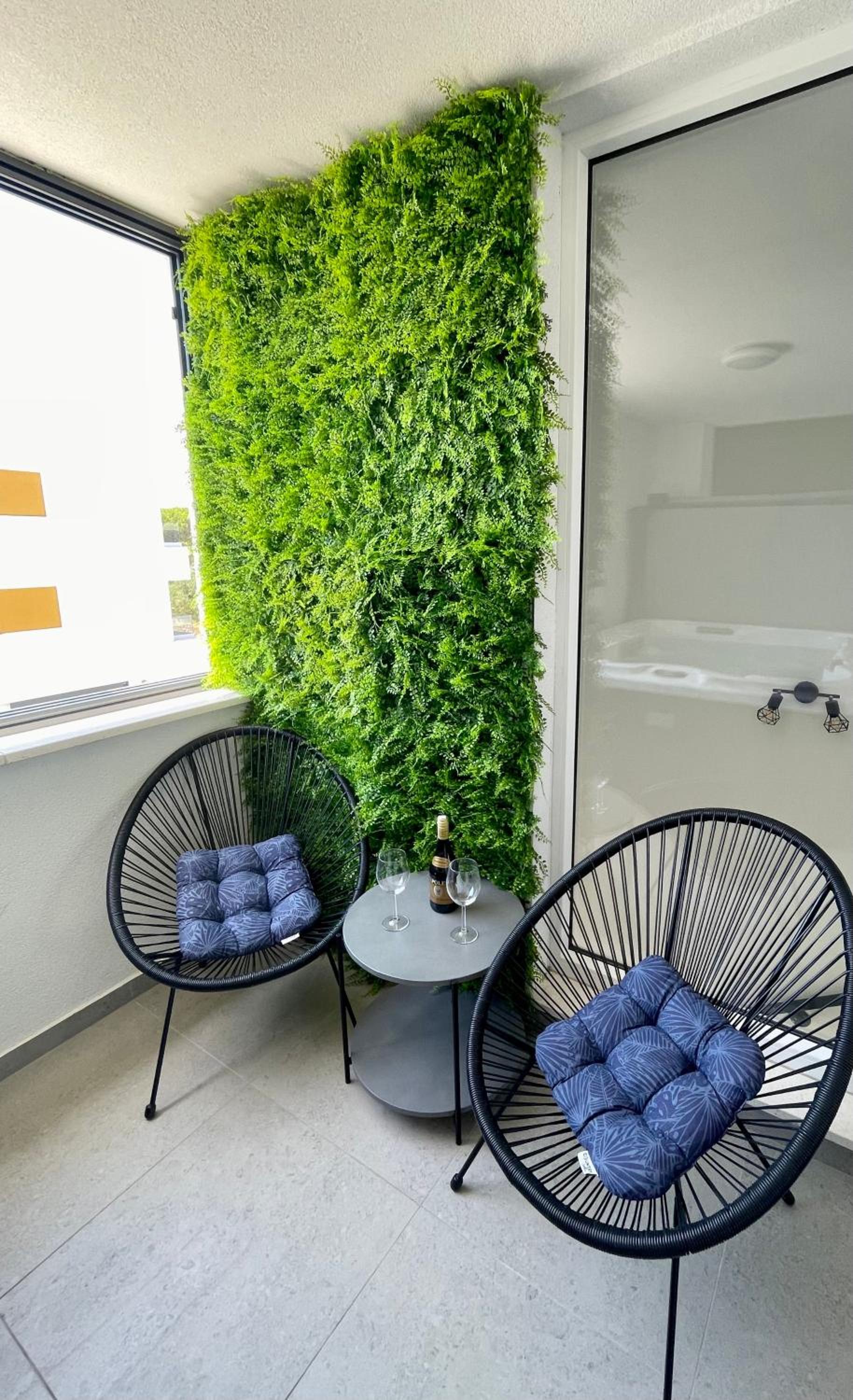 Hotel Holiday House Maze with jacuzzi - Image 1