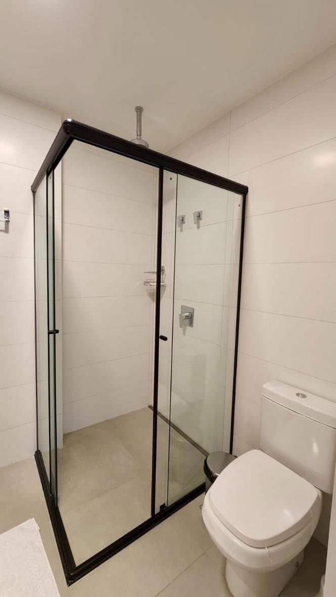 Flat de Luxo com Quarto Privativo 22º Andar no Vertigo