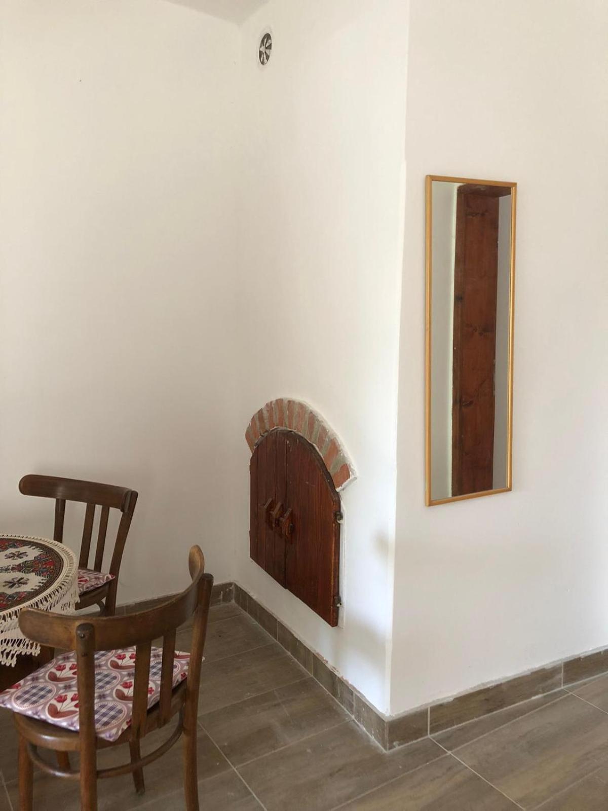 Cica Vintage Eco House Near Lake