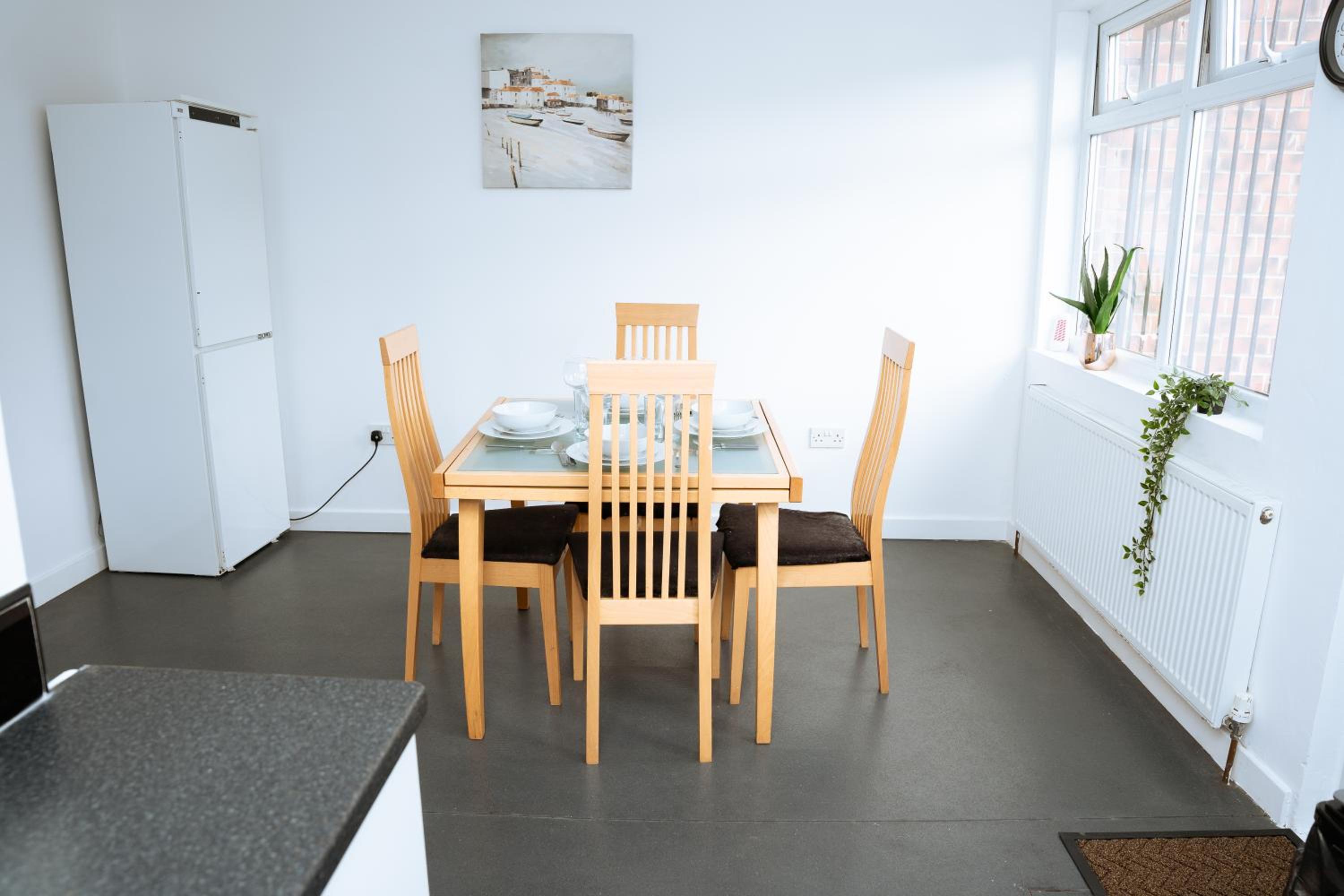 Great Home away From Home in Leeds Close to City view 3