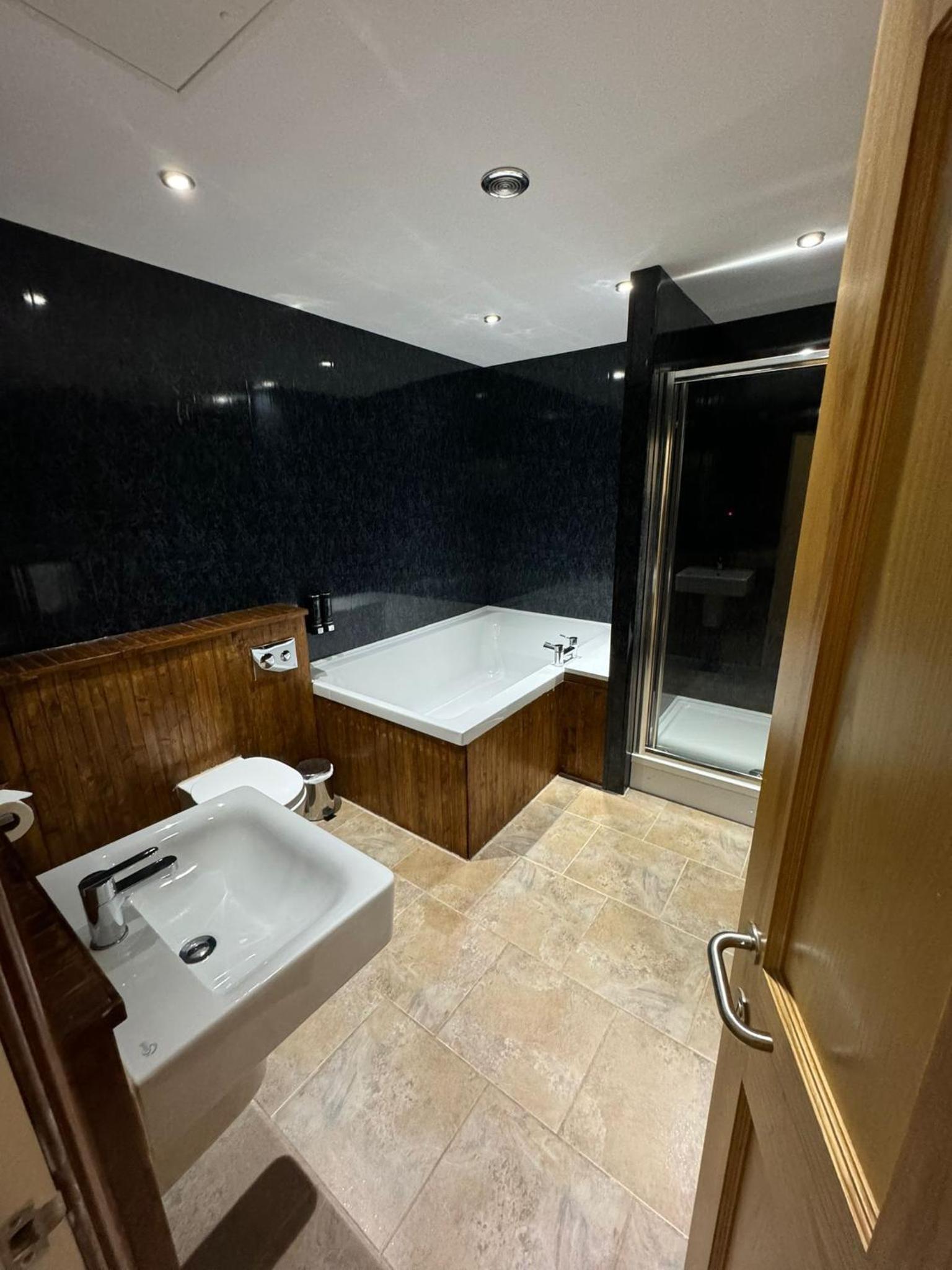High Tor Hotel