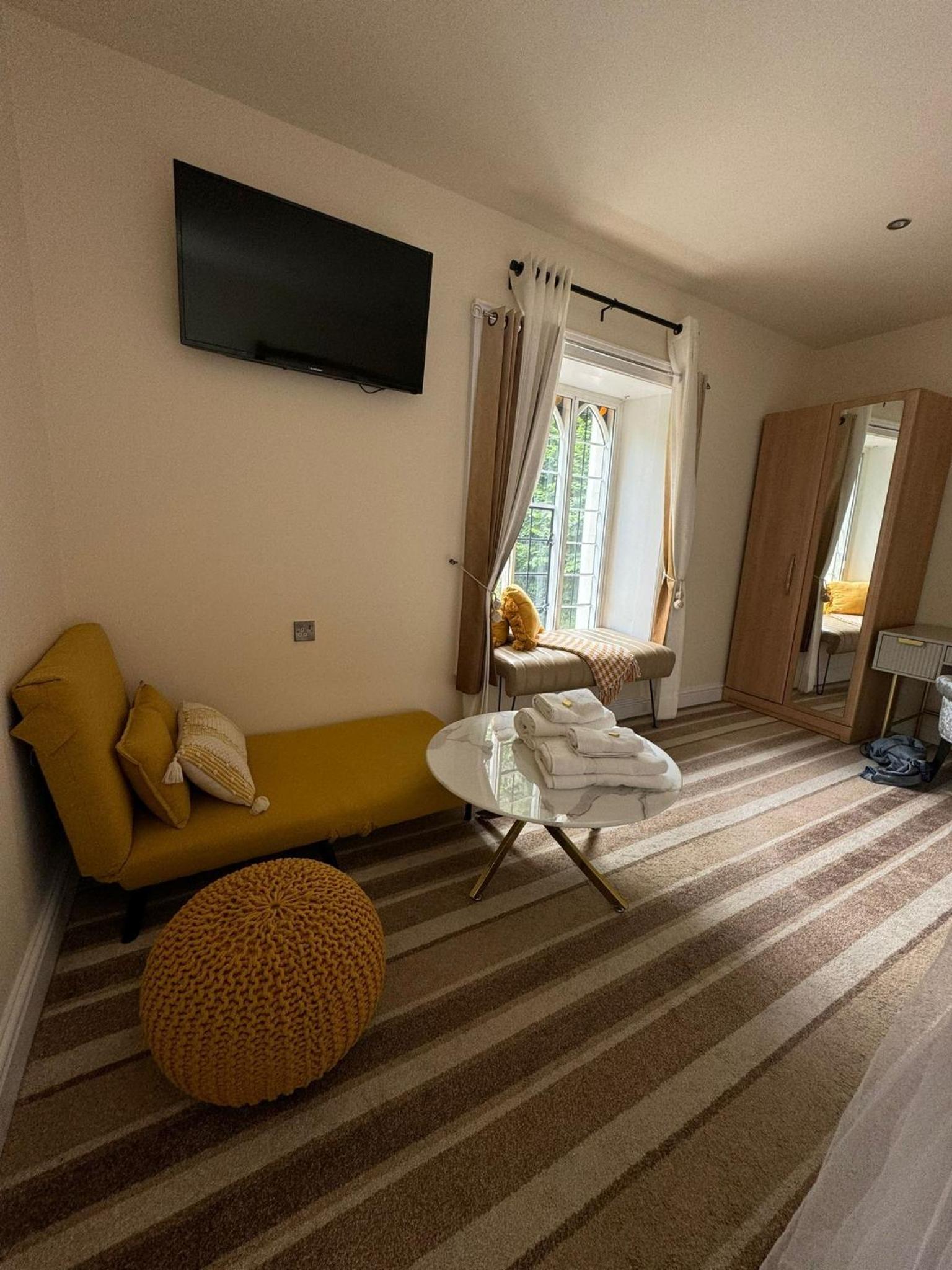 High Tor Hotel