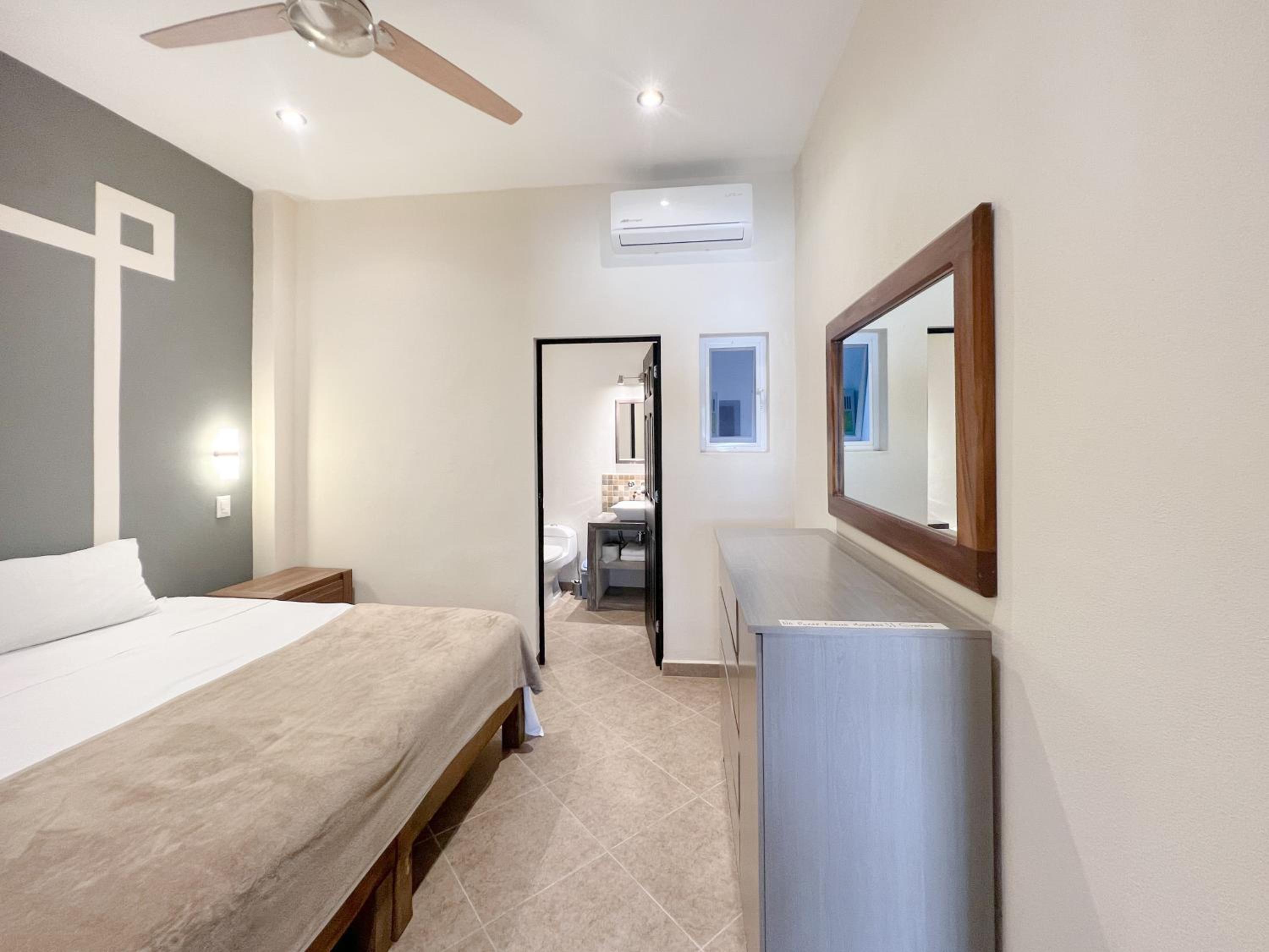 Best Location, Pristine, Secure, Newly Renovated view 5