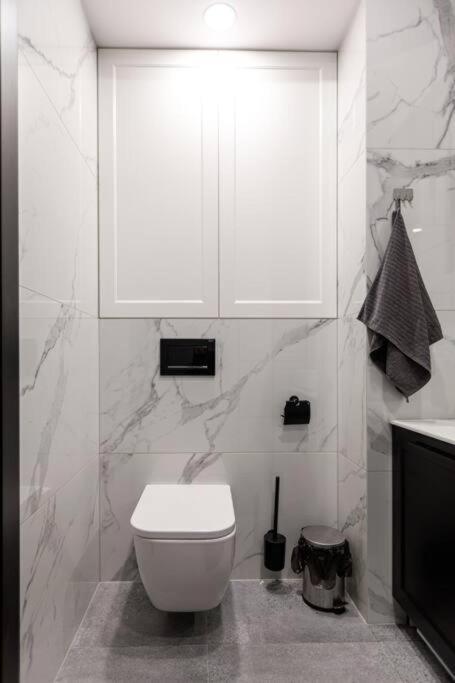 Golden Apartments Wroclaw - Great Location - Cozy and Bright&JanaPawla19