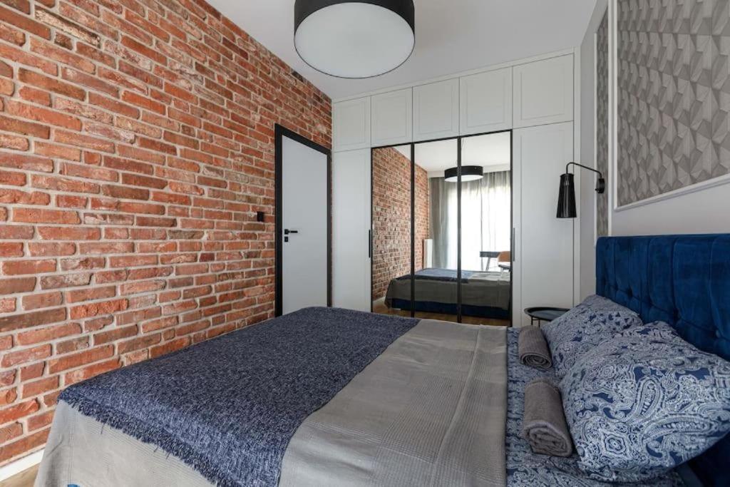 Golden Apartments Wroclaw - Great Location - Cozy and Bright&JanaPawla19