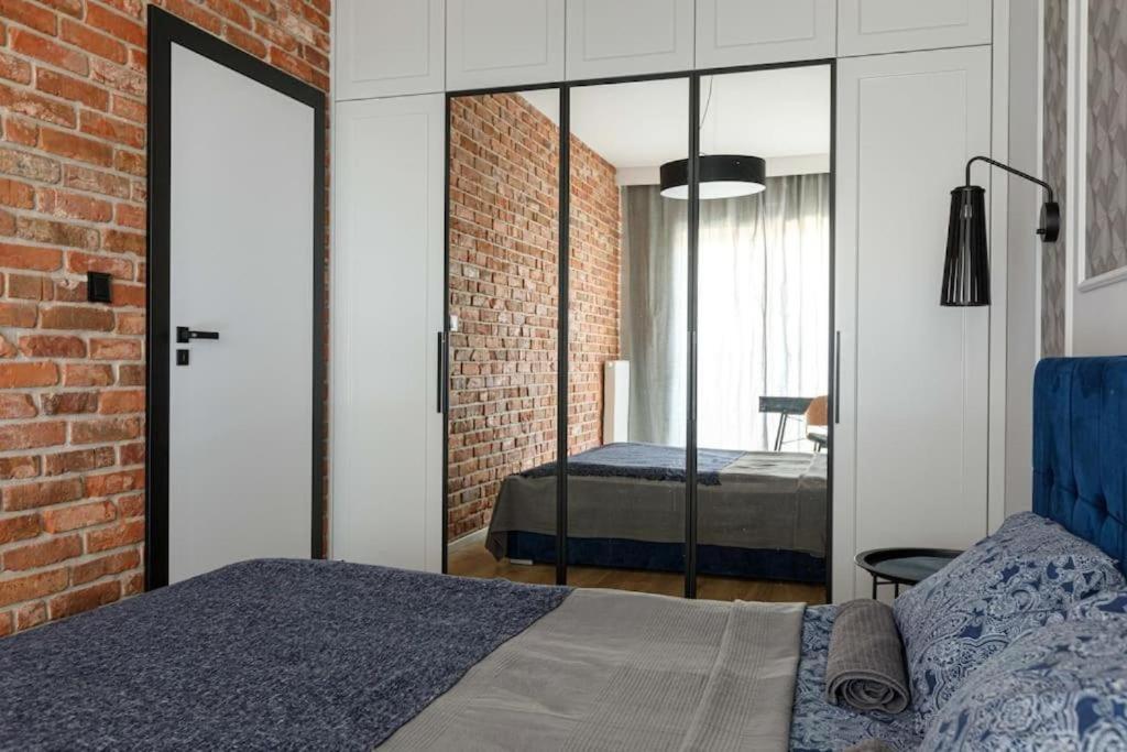 Golden Apartments Wroclaw - Great Location - Cozy and Bright&JanaPawla19