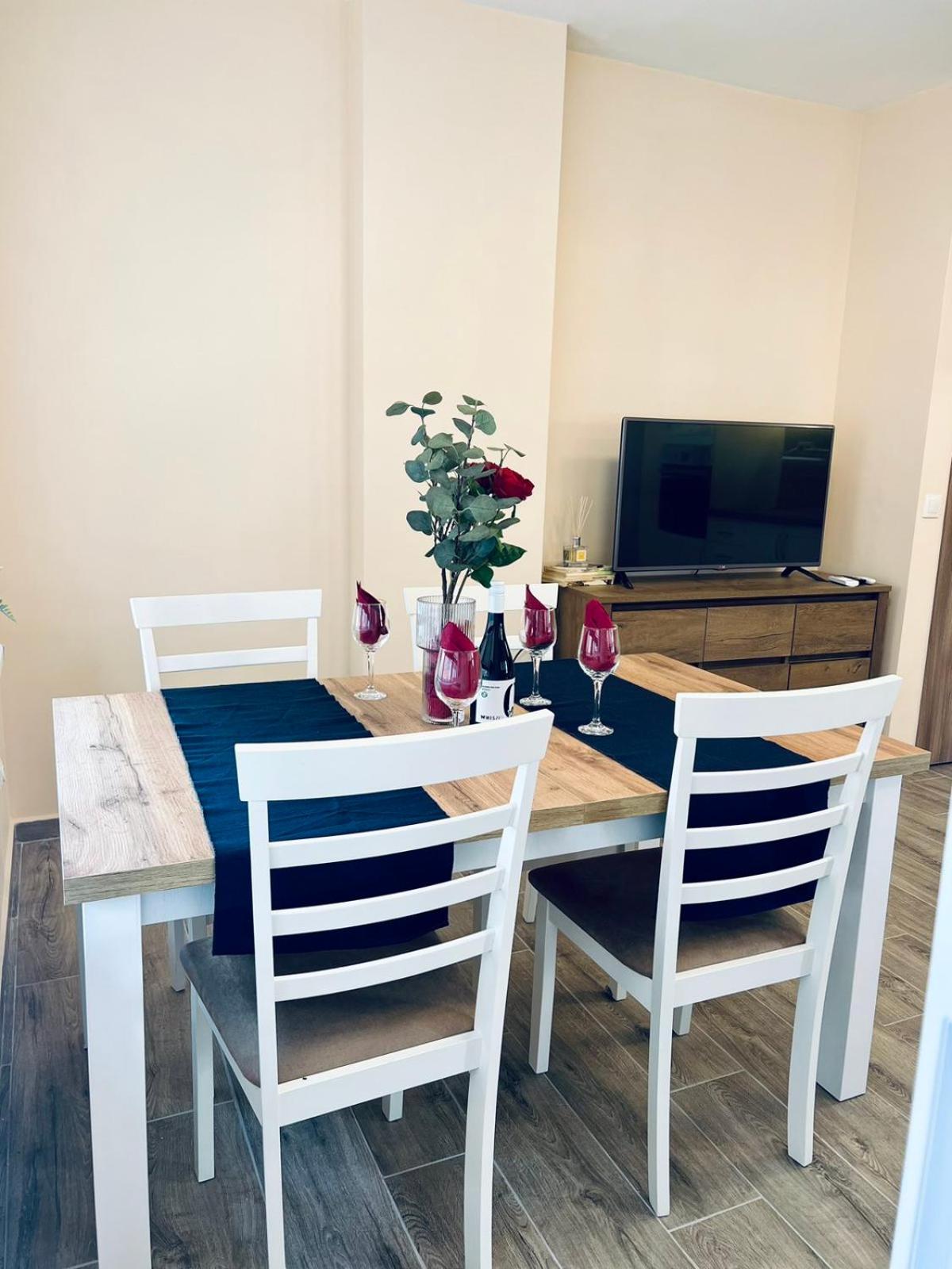Cherry Apartment with 2 bedrooms