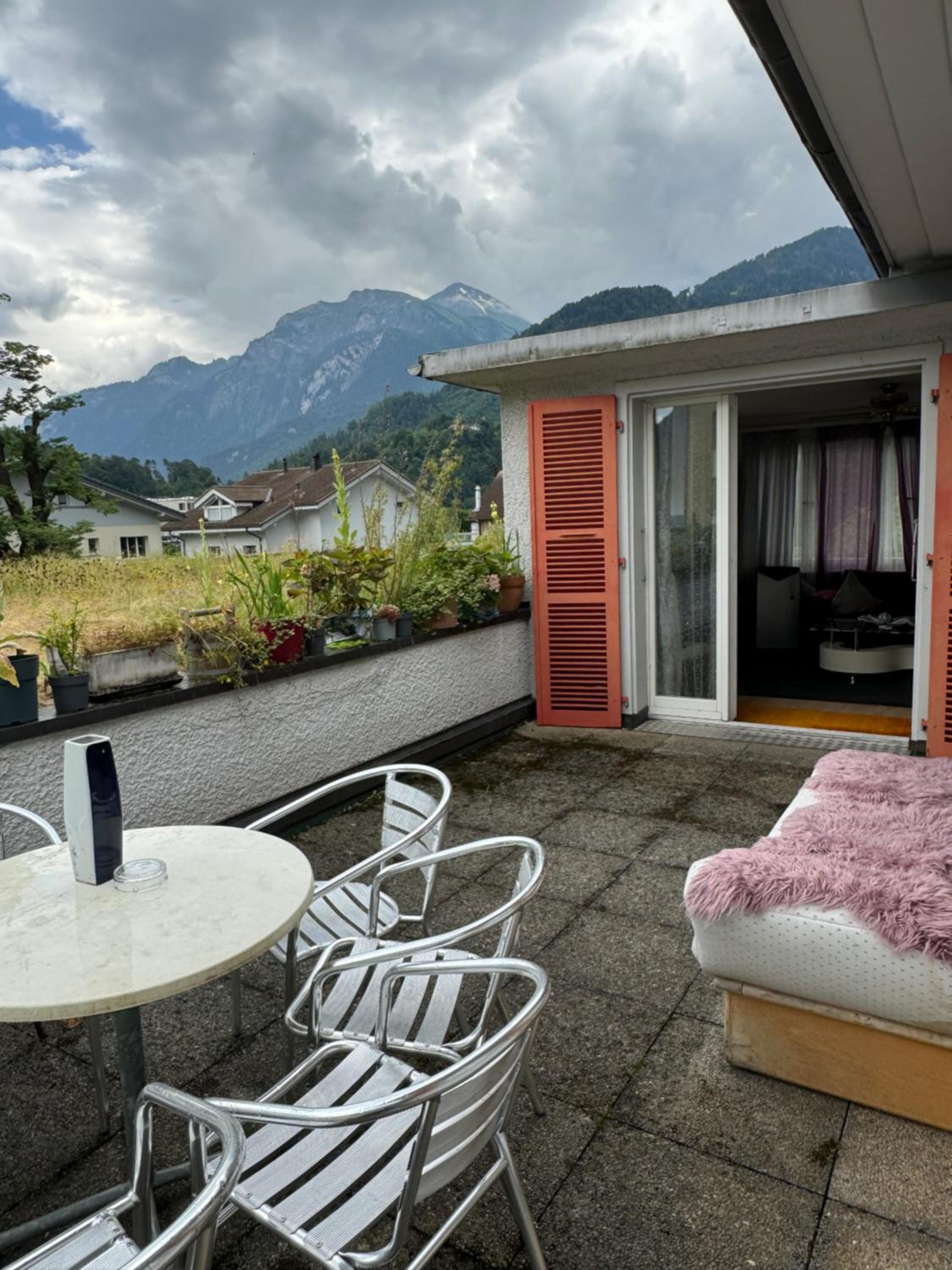 Bahnhof West Apartments
