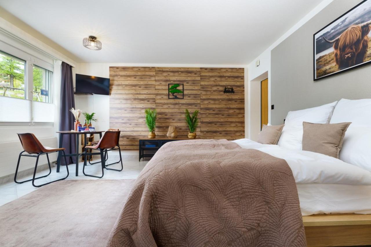 Helles, Chalet-Stil Apartment mit Allalinblick