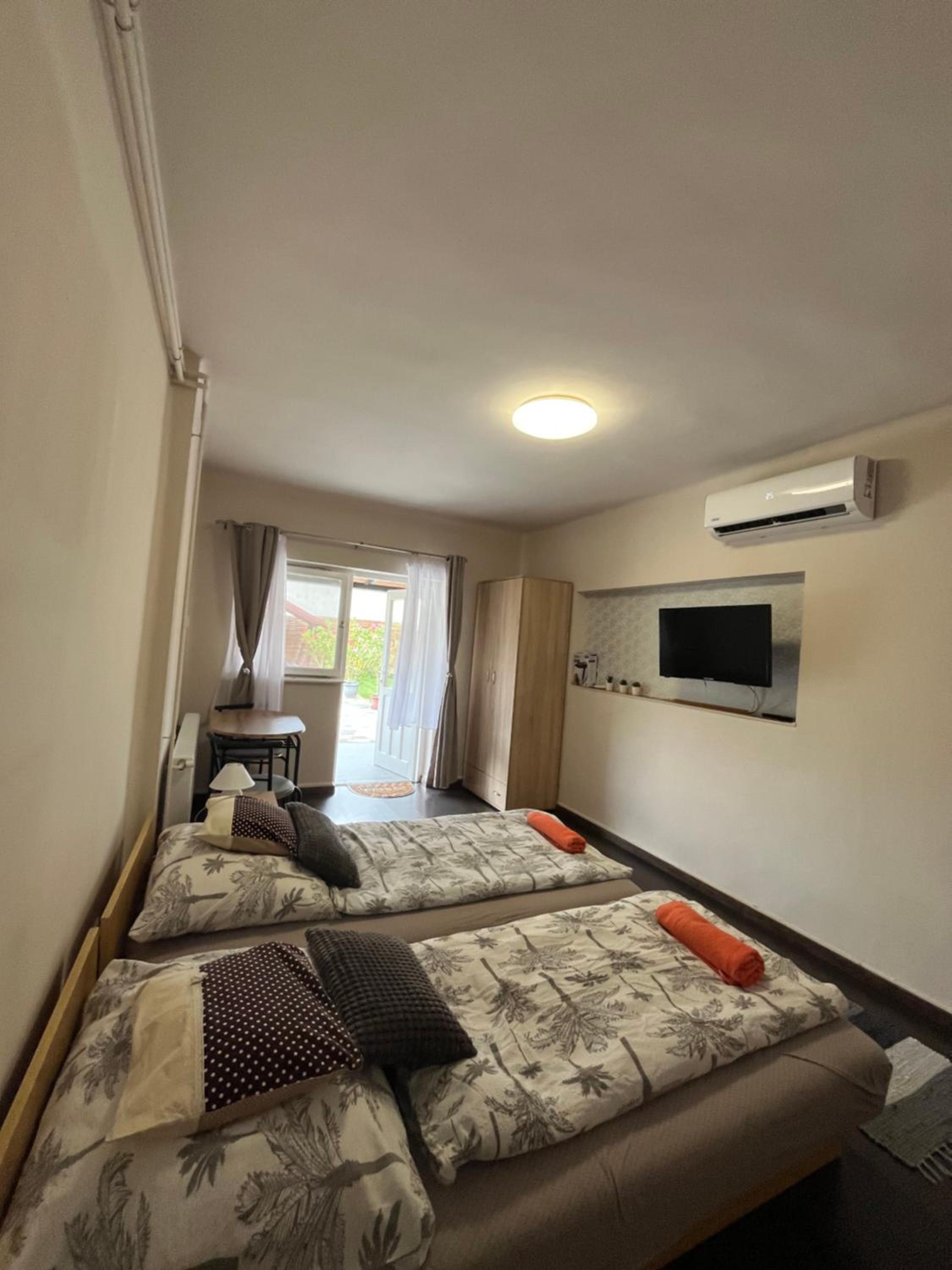 Tahiti Garden Apartman