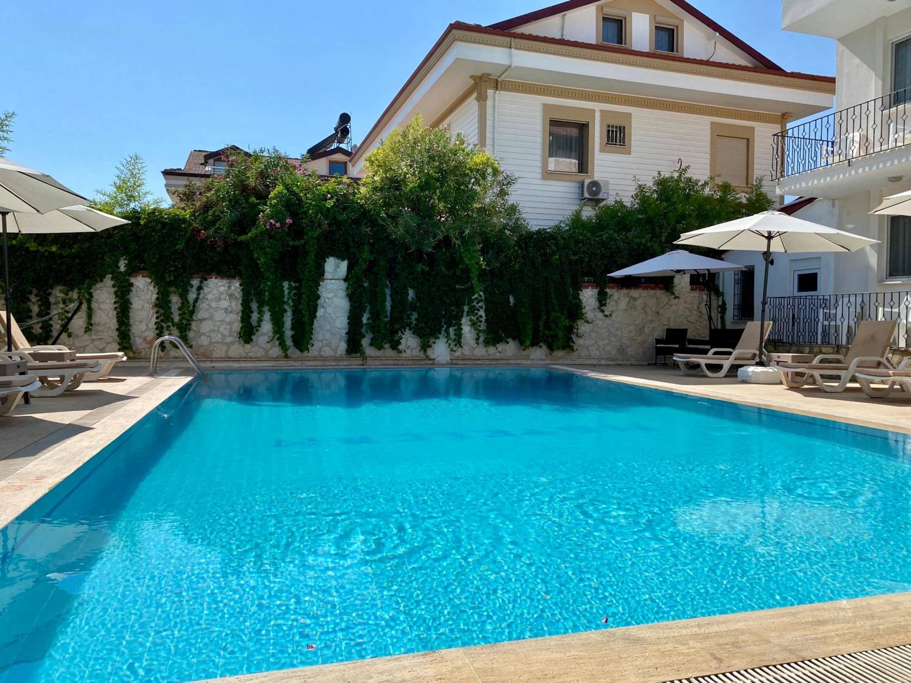 Cam Hotel - Image 10