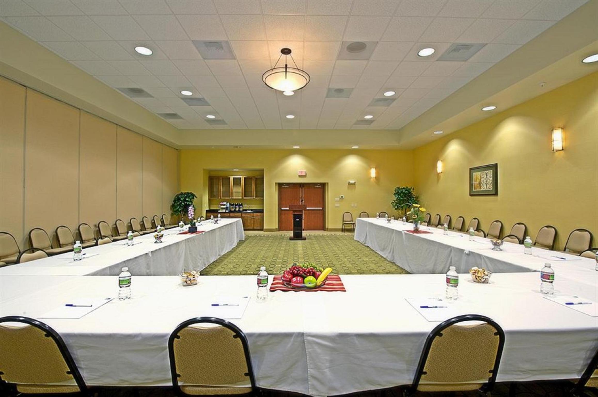 Florence Vacations - GreenTree Inn and Suites Florence, AZ - Property Image 2