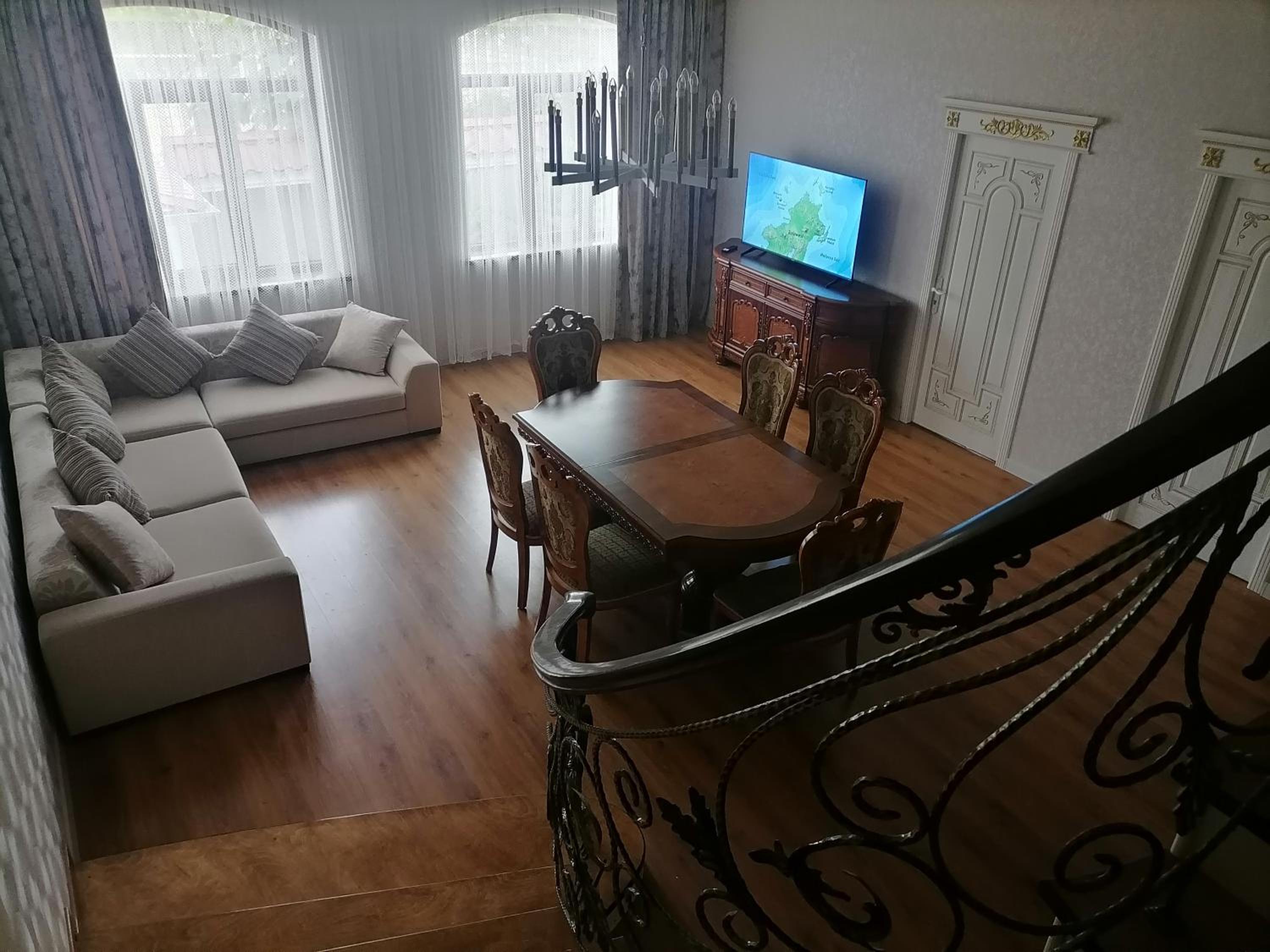 Ailənizlə birlikdə gözəl məkanda dincəlin