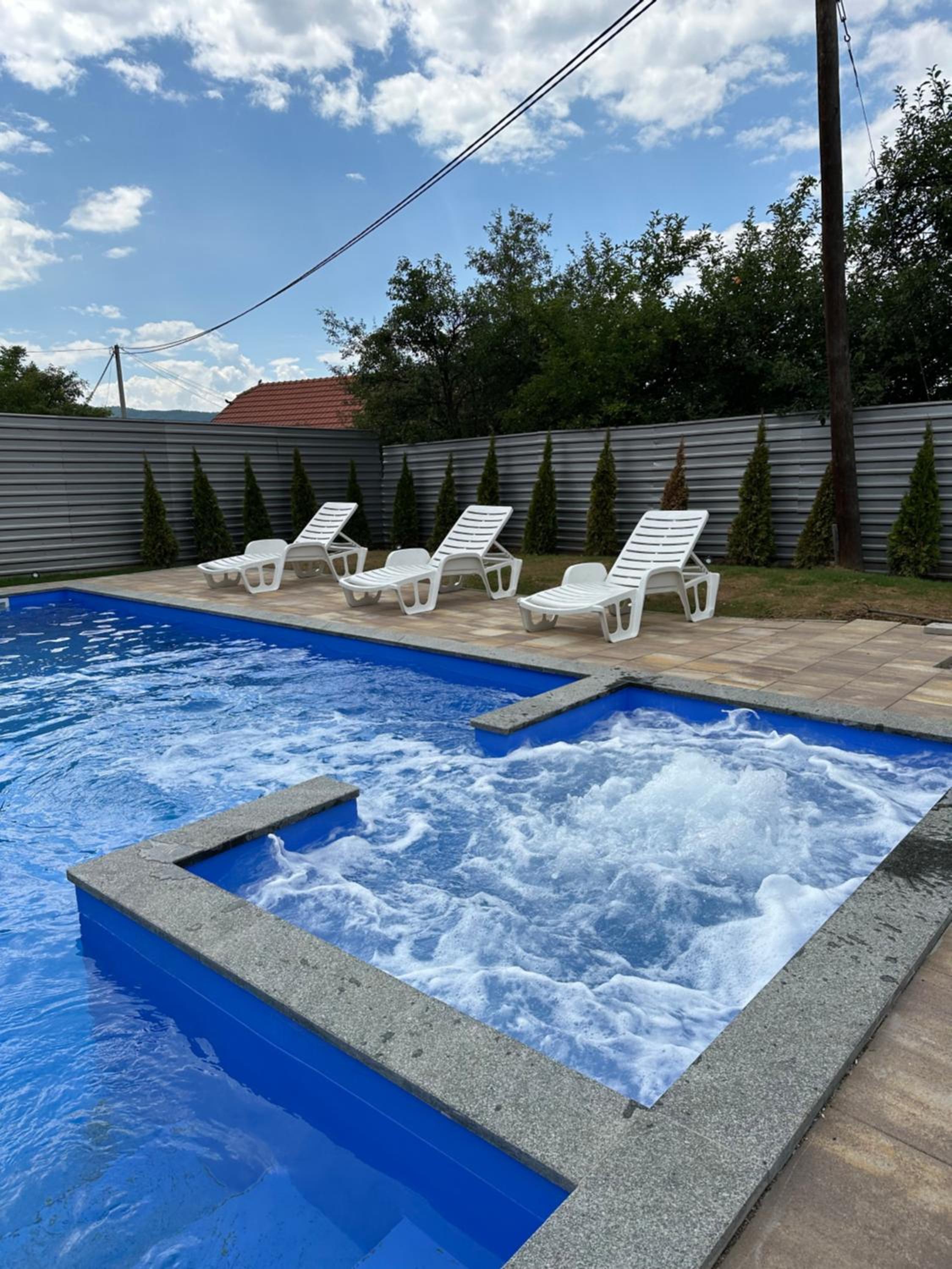 Villa Solis Sarajevo Private Pool Jacuzzi