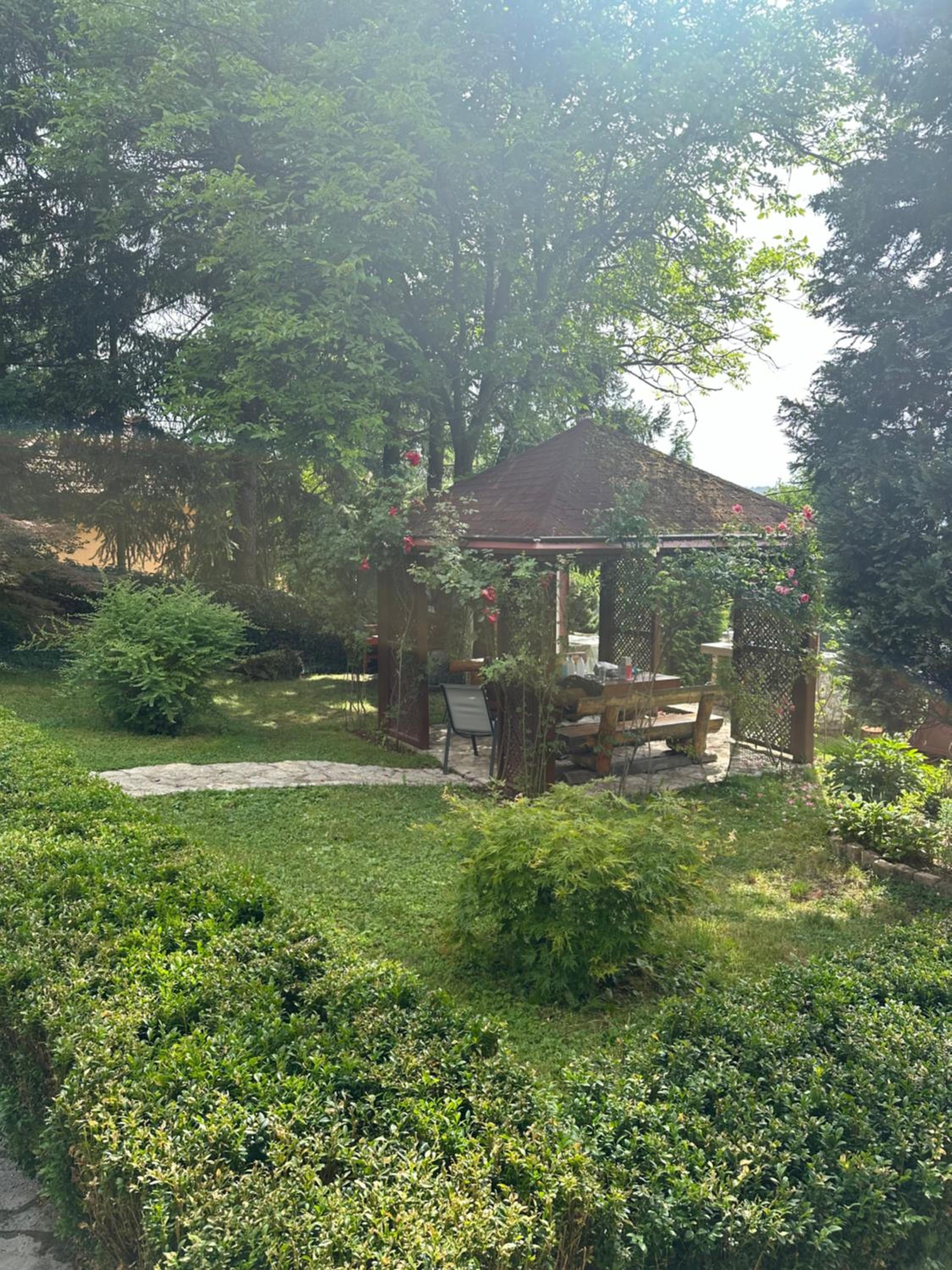 Villa Solis Sarajevo Private Pool Jacuzzi