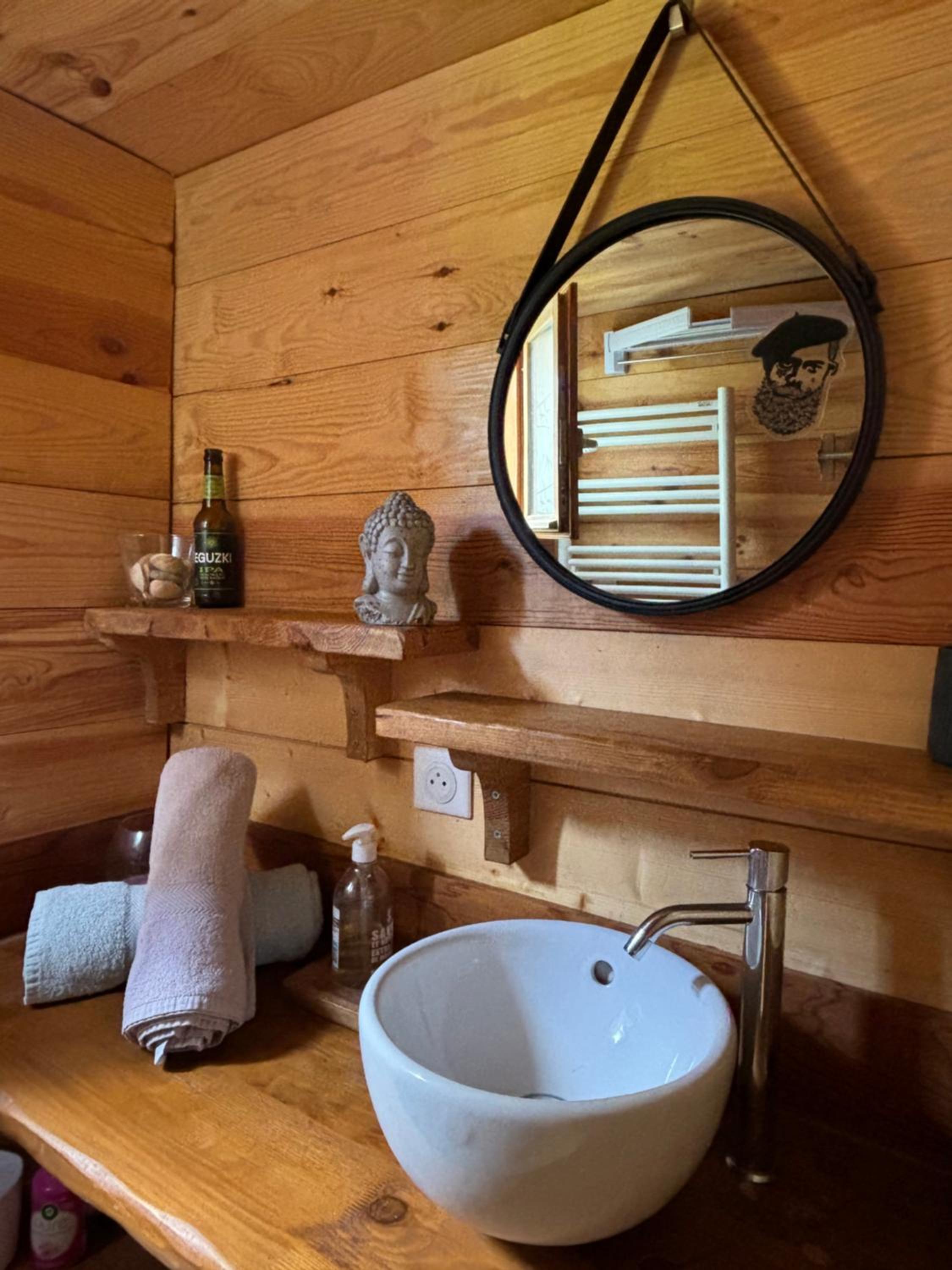 La Wodapalousa, Surf & Crossfit Guesthouse, 800m from Beach, photo 27